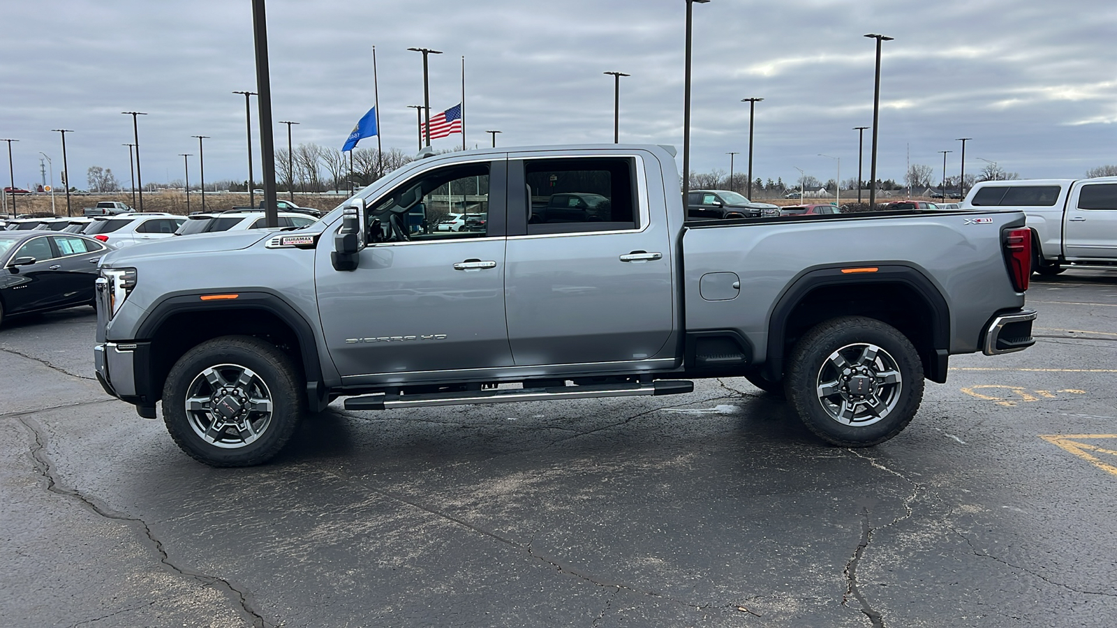 2025 GMC Sierra 2500HD SLT 2