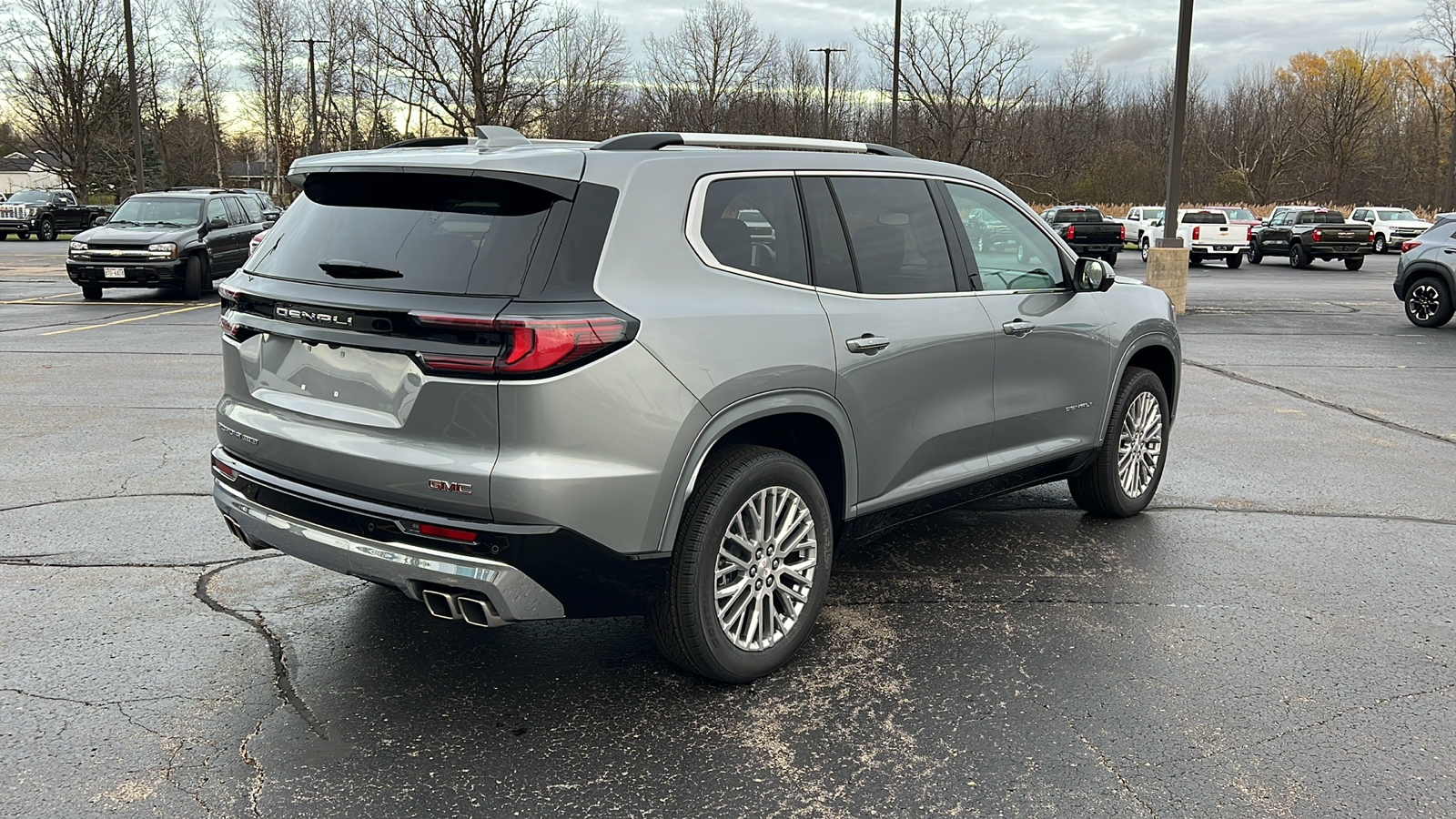 2025 GMC Acadia  5