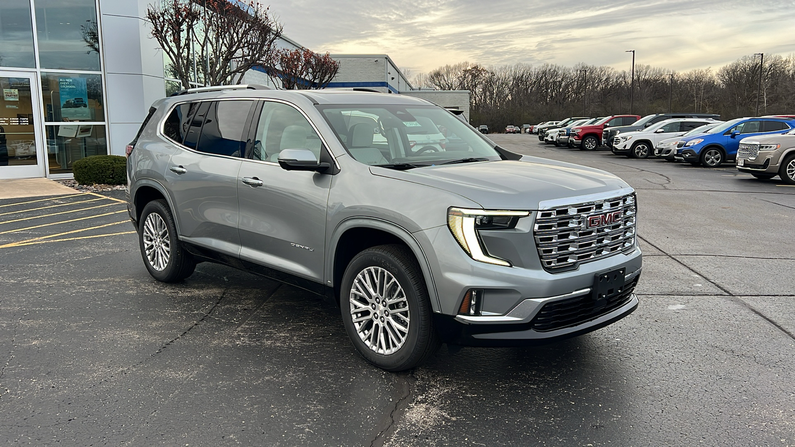 2025 GMC Acadia  7