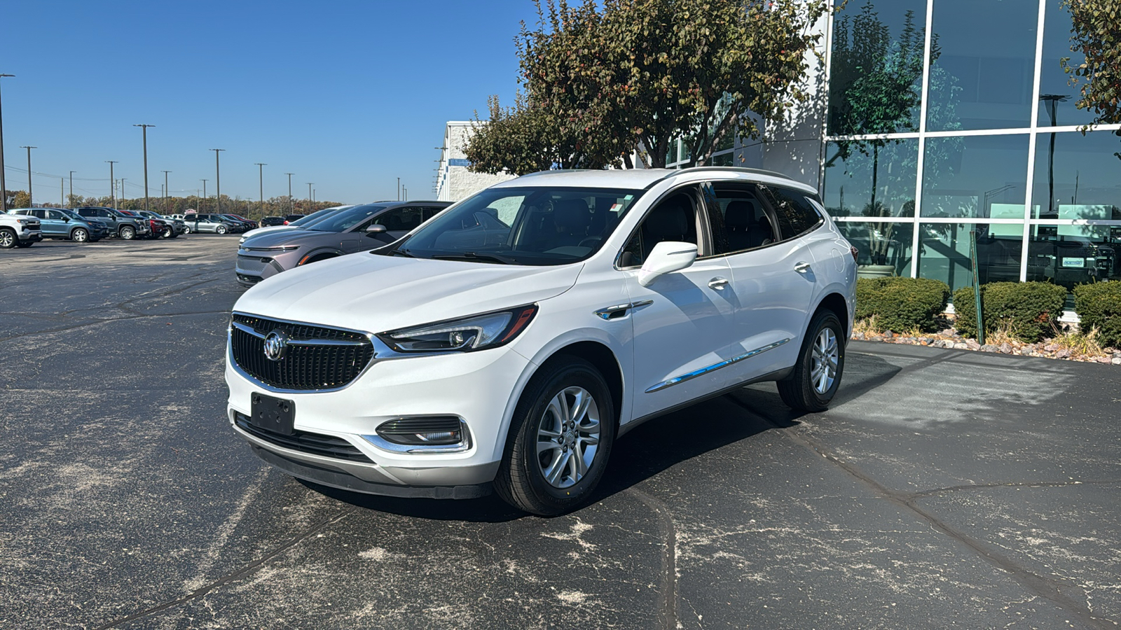 2020 Buick Enclave Essence 1