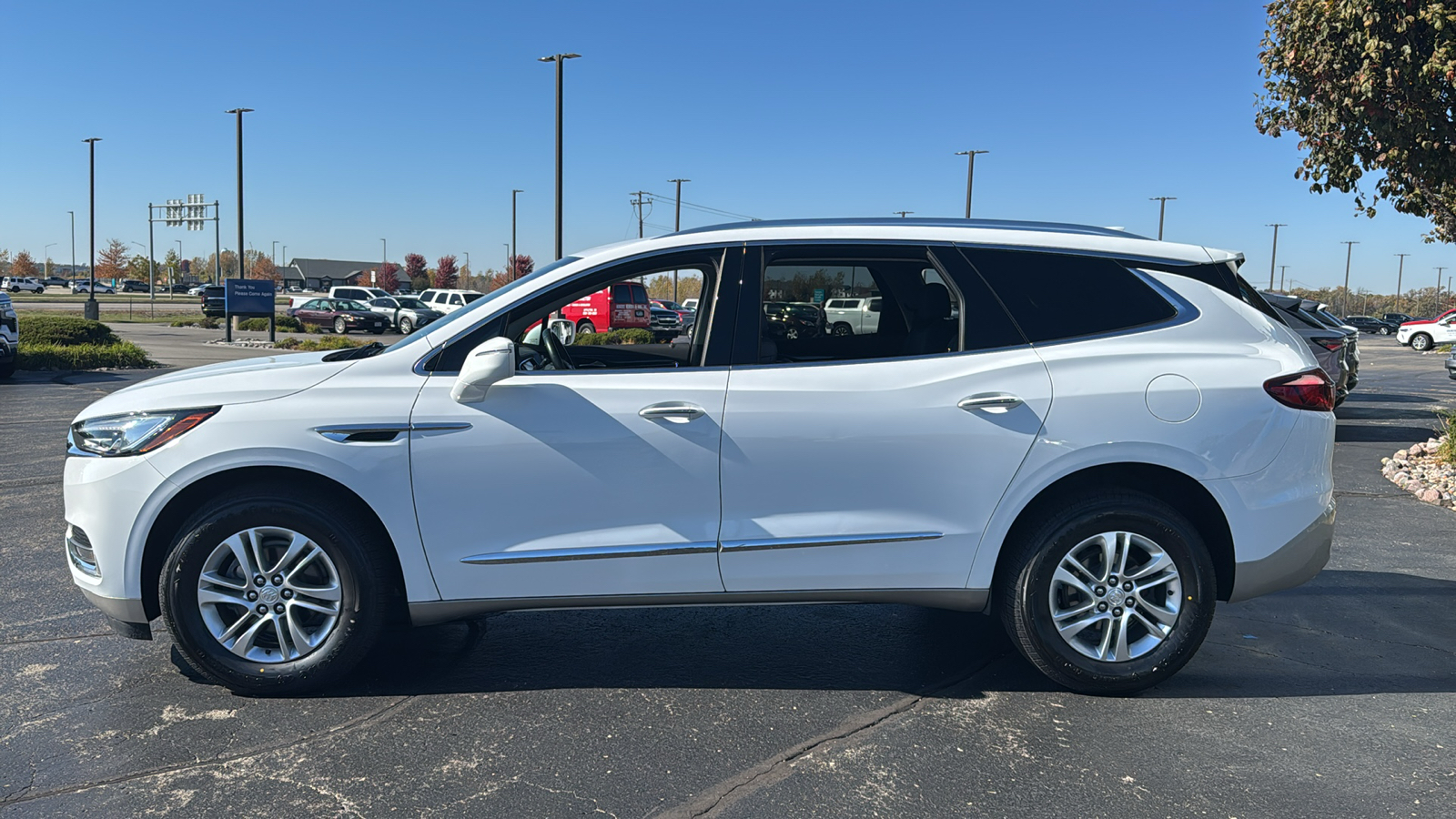 2020 Buick Enclave Essence 2