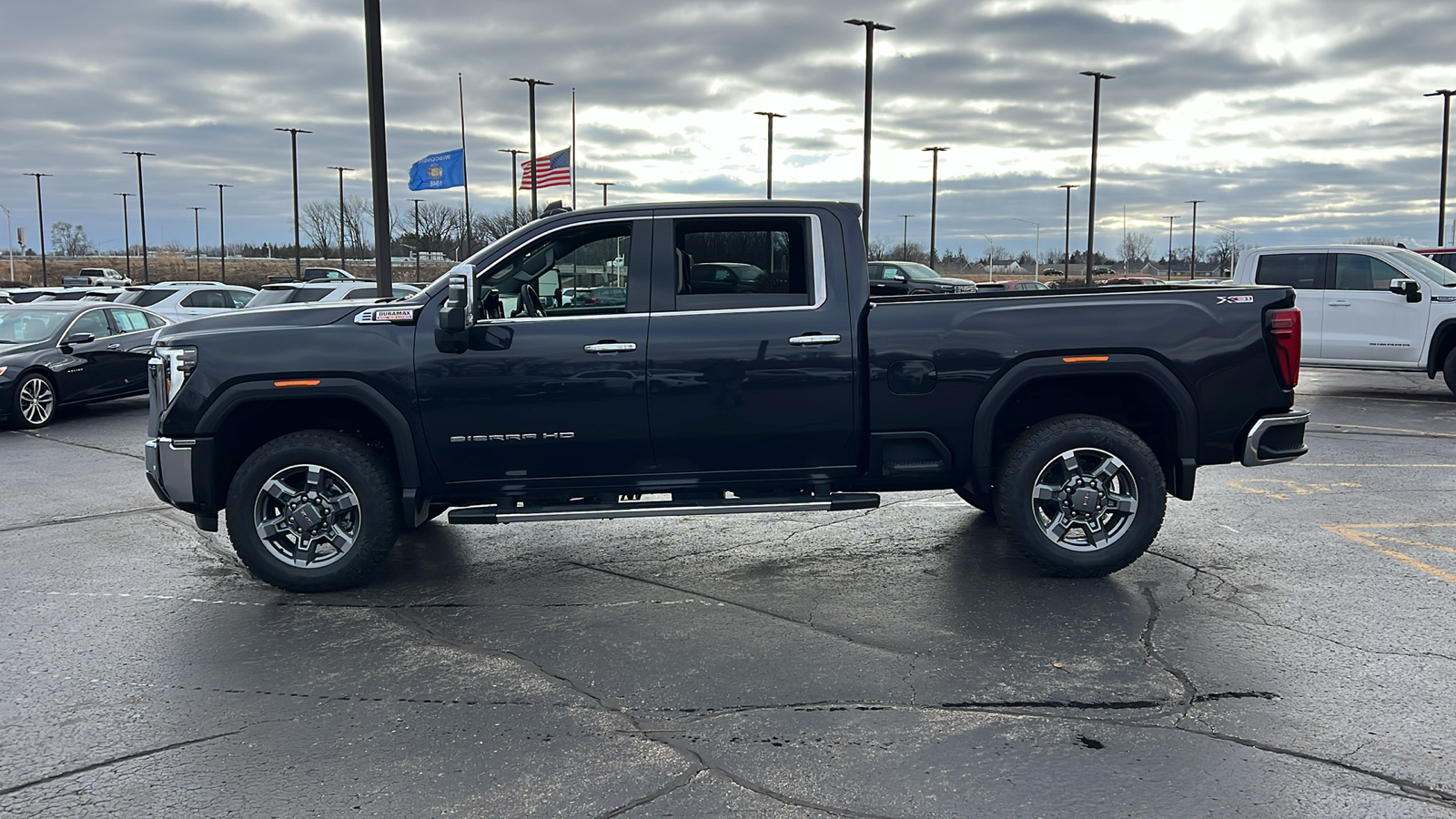 2025 GMC Sierra 2500HD SLT 2