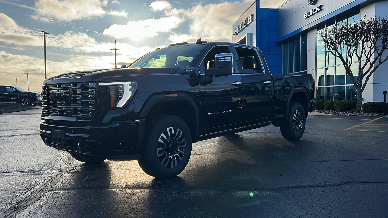 2025 GMC Sierra 2500HD Denali Ultimate 1