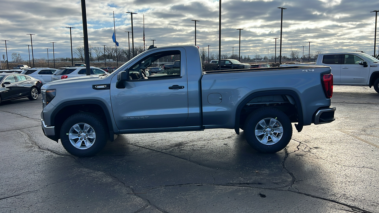 2025 GMC Sierra 1500 Pro 2