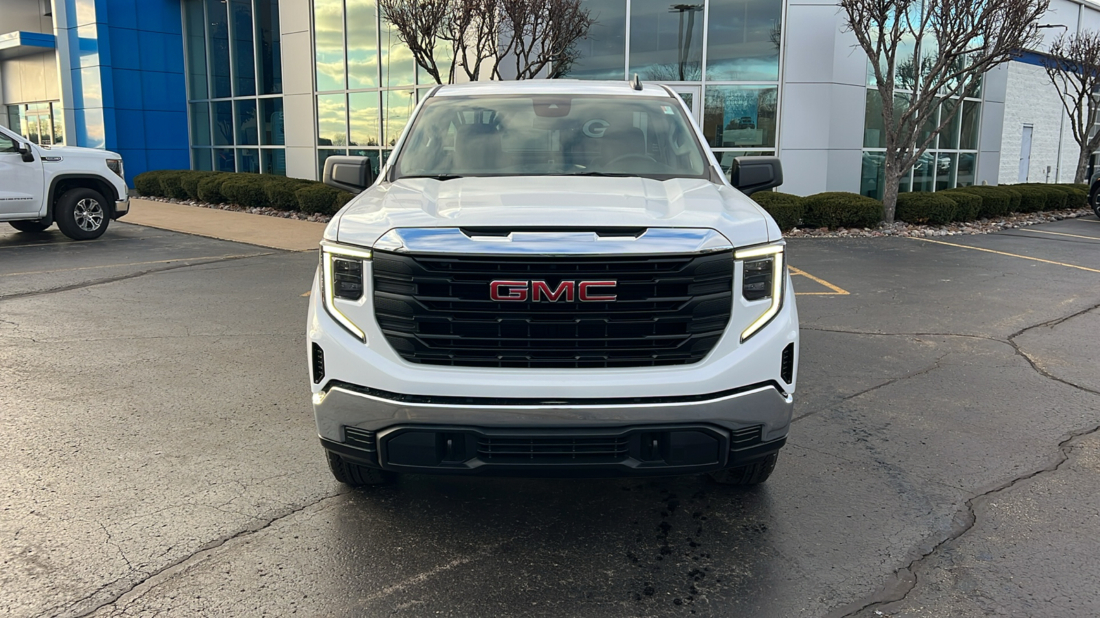 2025 GMC Sierra 1500 Pro 24