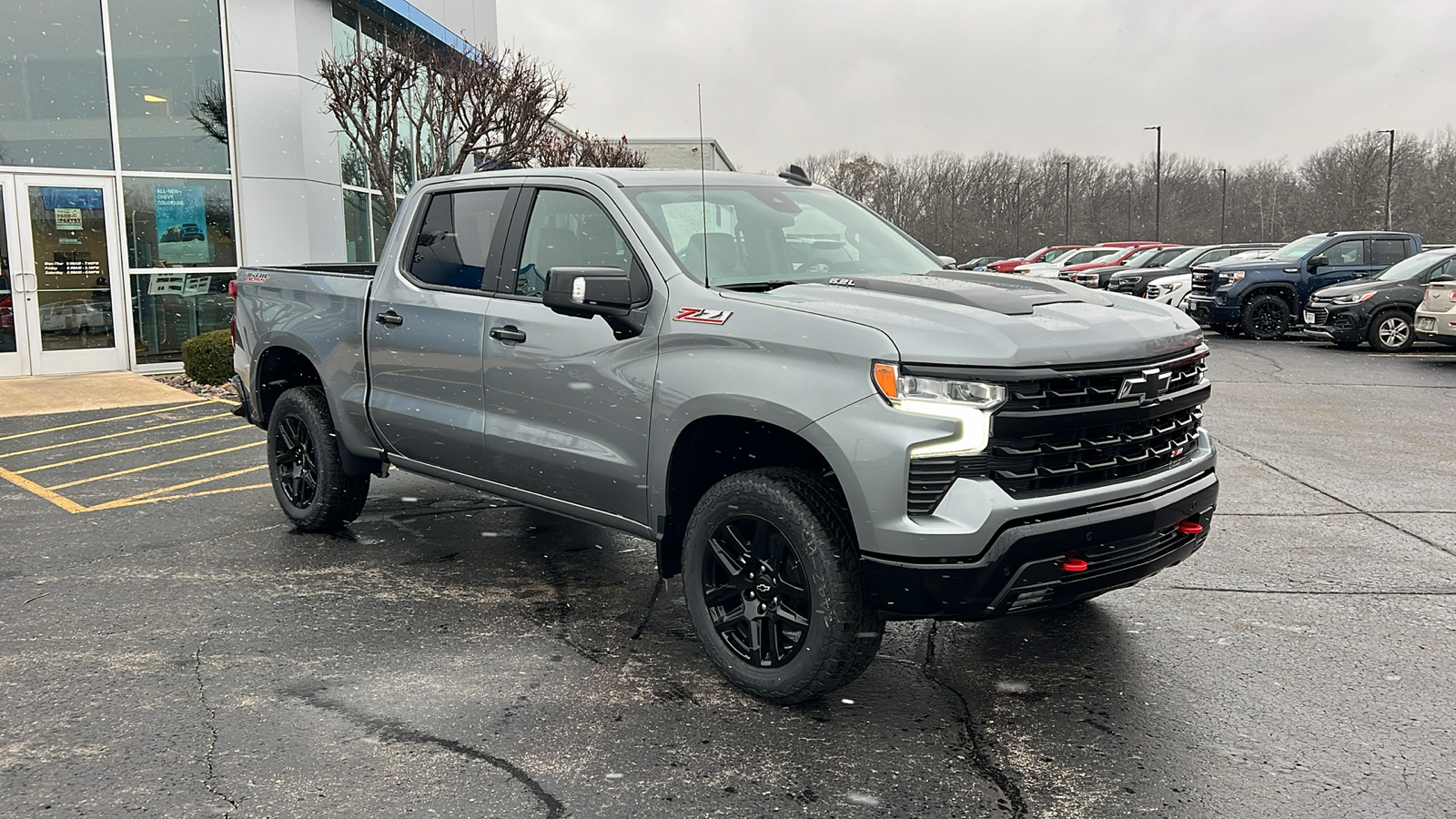 2025 Chevrolet Silverado 1500  7