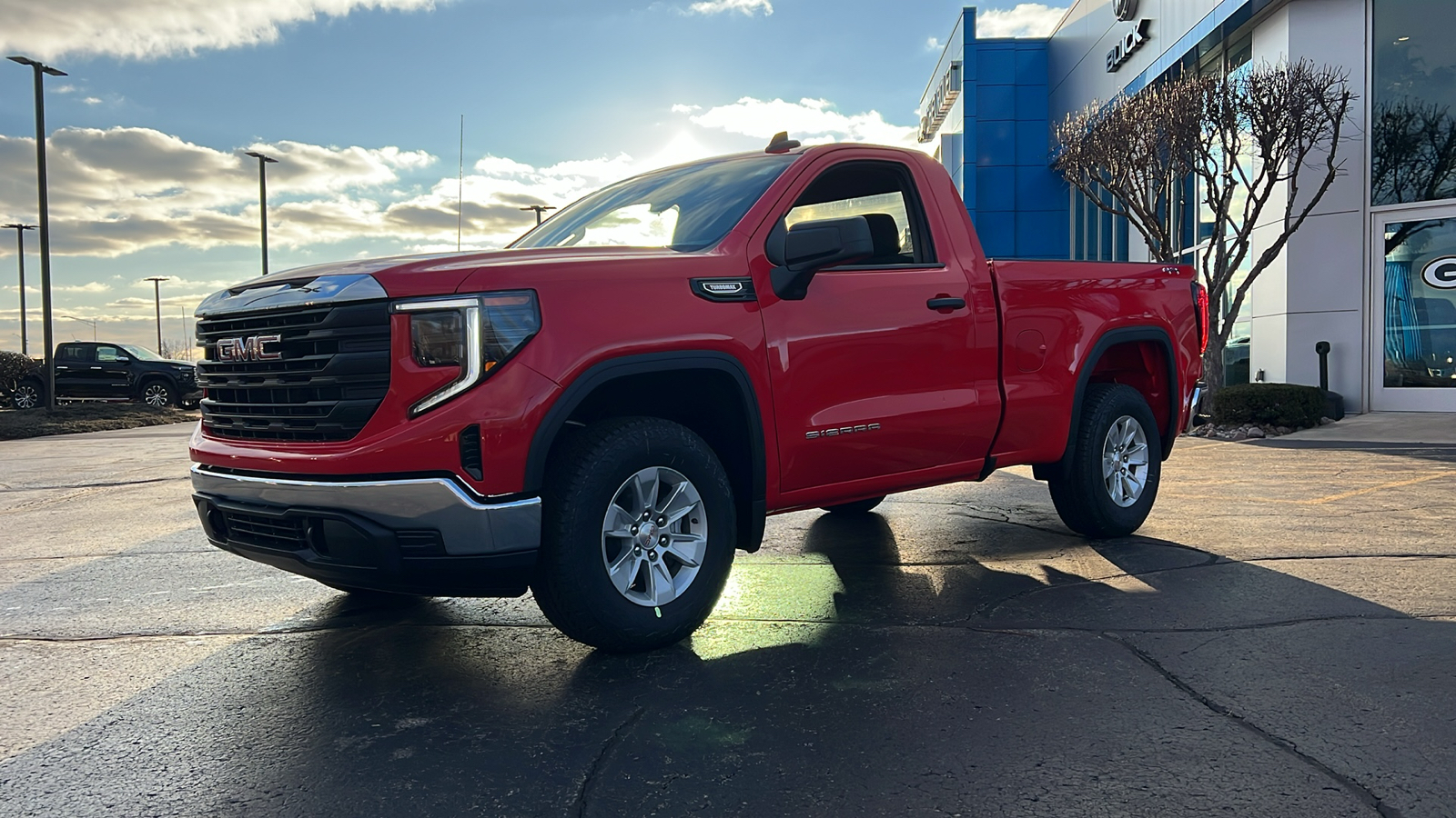 2025 GMC Sierra 1500 Pro 1