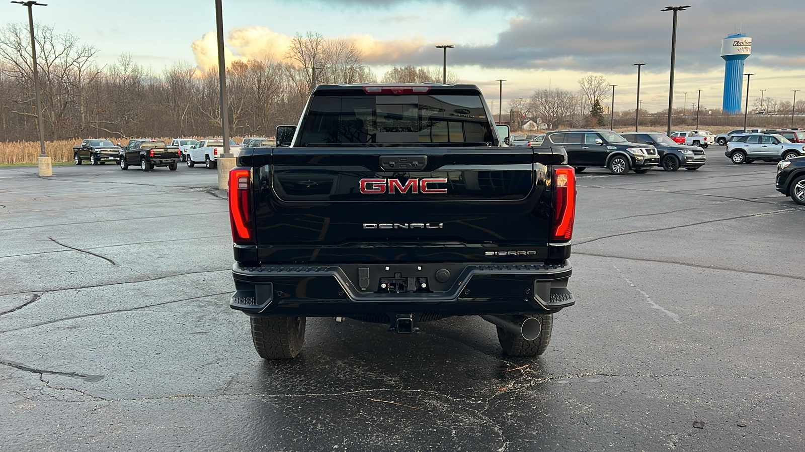 2025 GMC Sierra 2500HD Denali 4