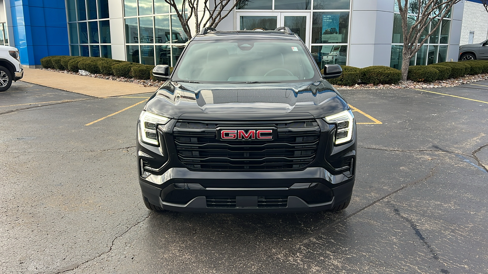 2025 GMC Terrain Elevation 33