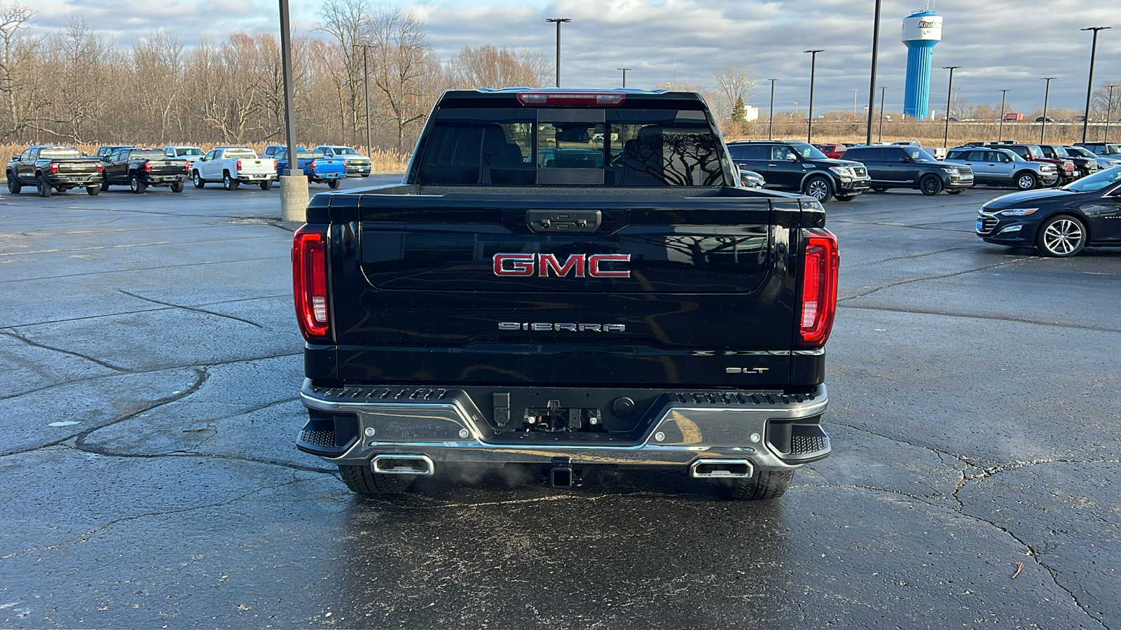 2025 GMC Sierra 1500 SLT 4