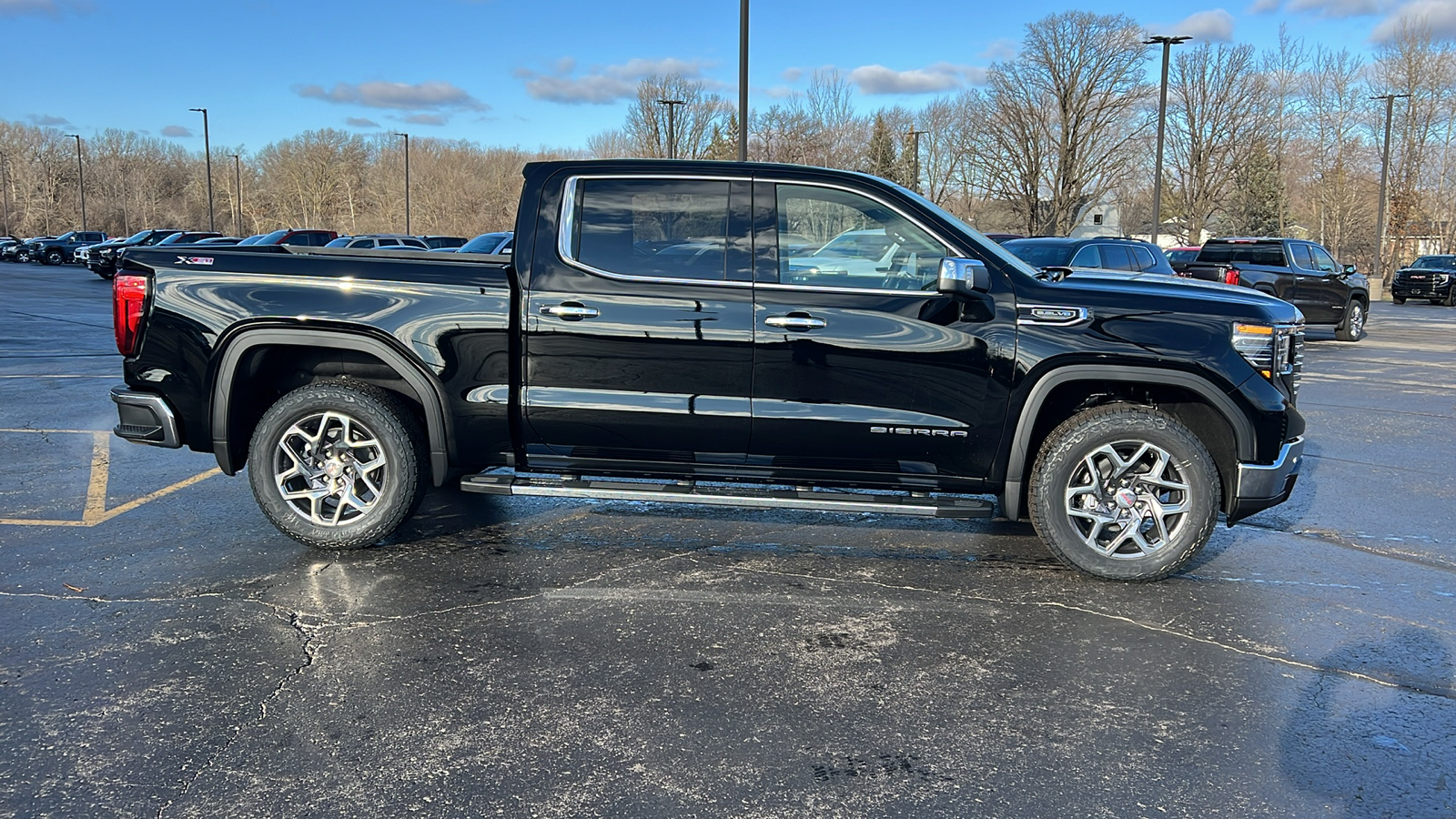 2025 GMC Sierra 1500 SLT 6