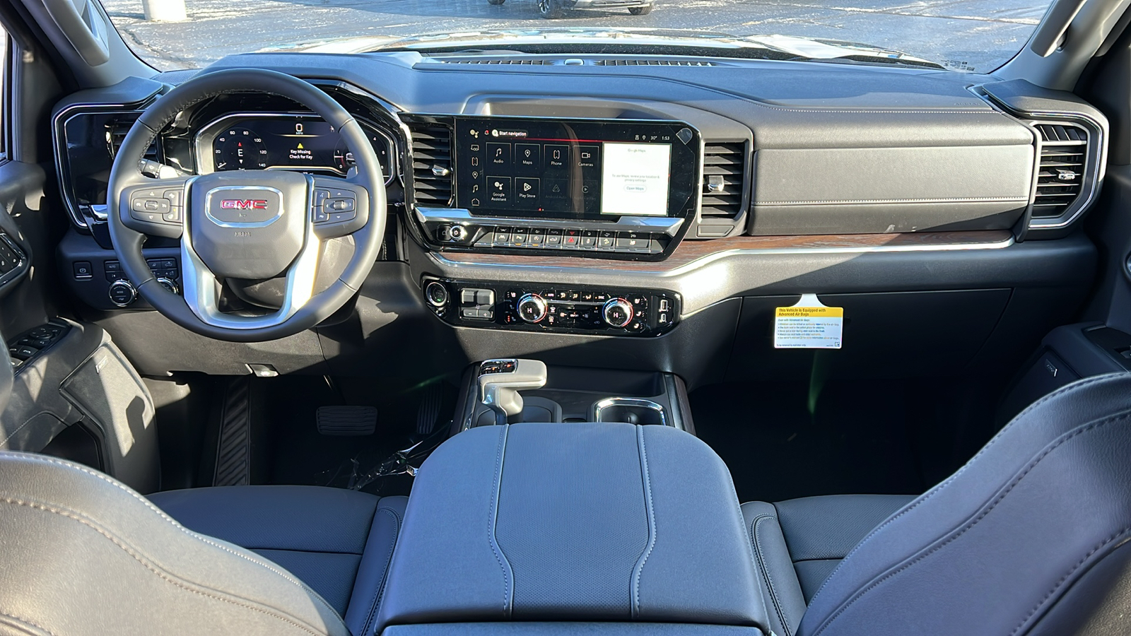 2025 GMC Sierra 1500 SLT 8