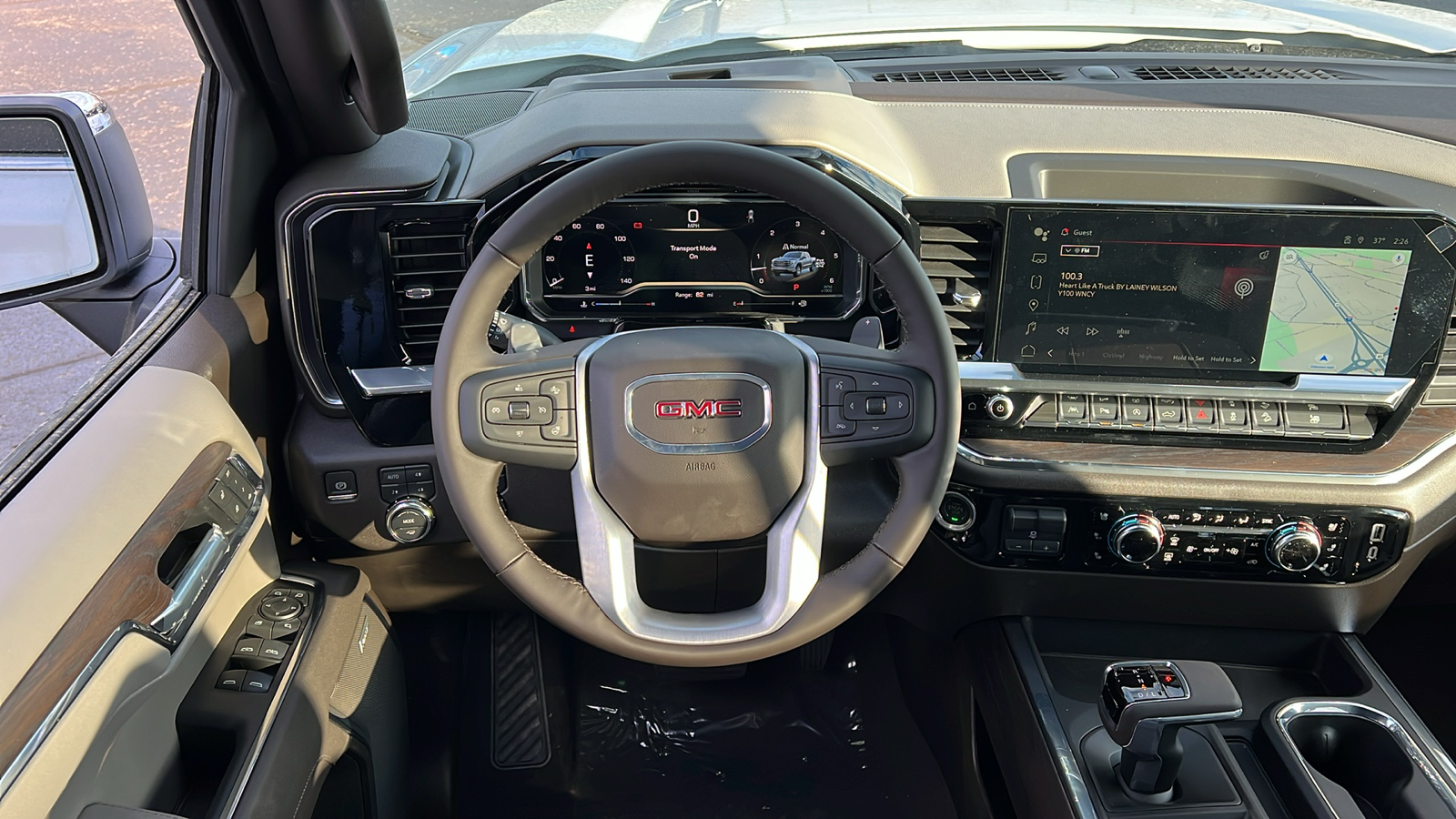 2025 GMC Sierra 1500 SLT 9