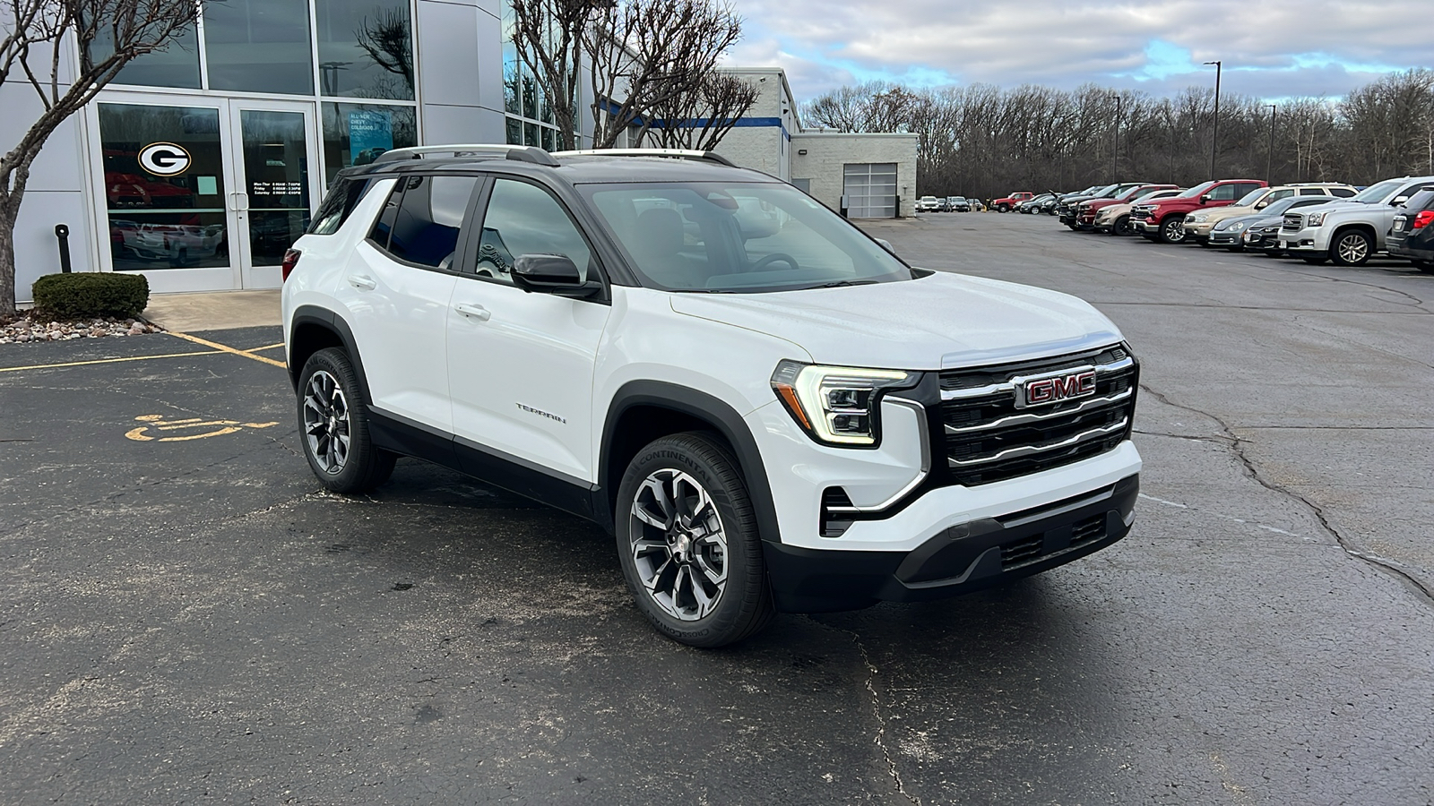 2025 GMC Terrain Elevation 7