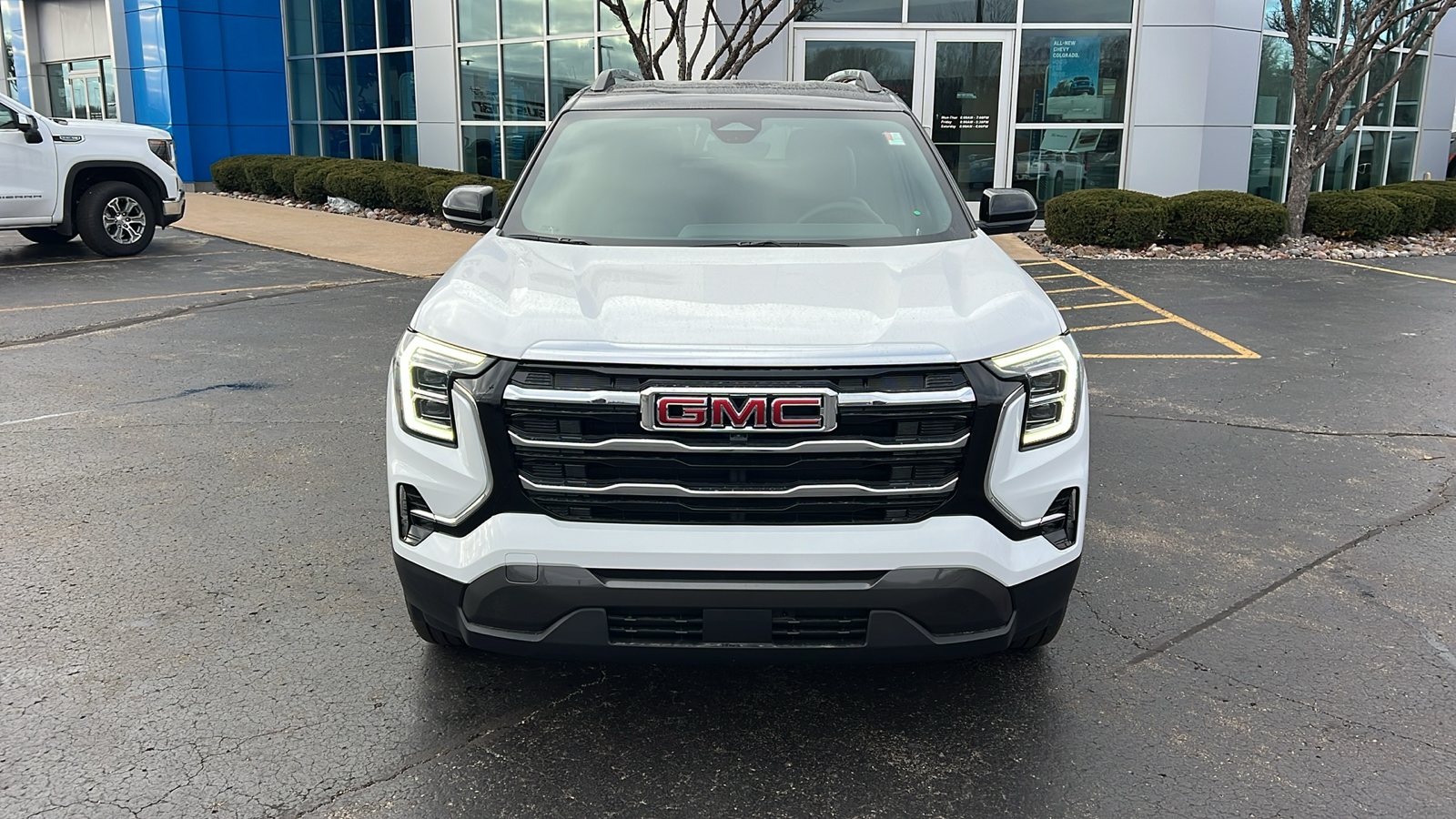 2025 GMC Terrain Elevation 33