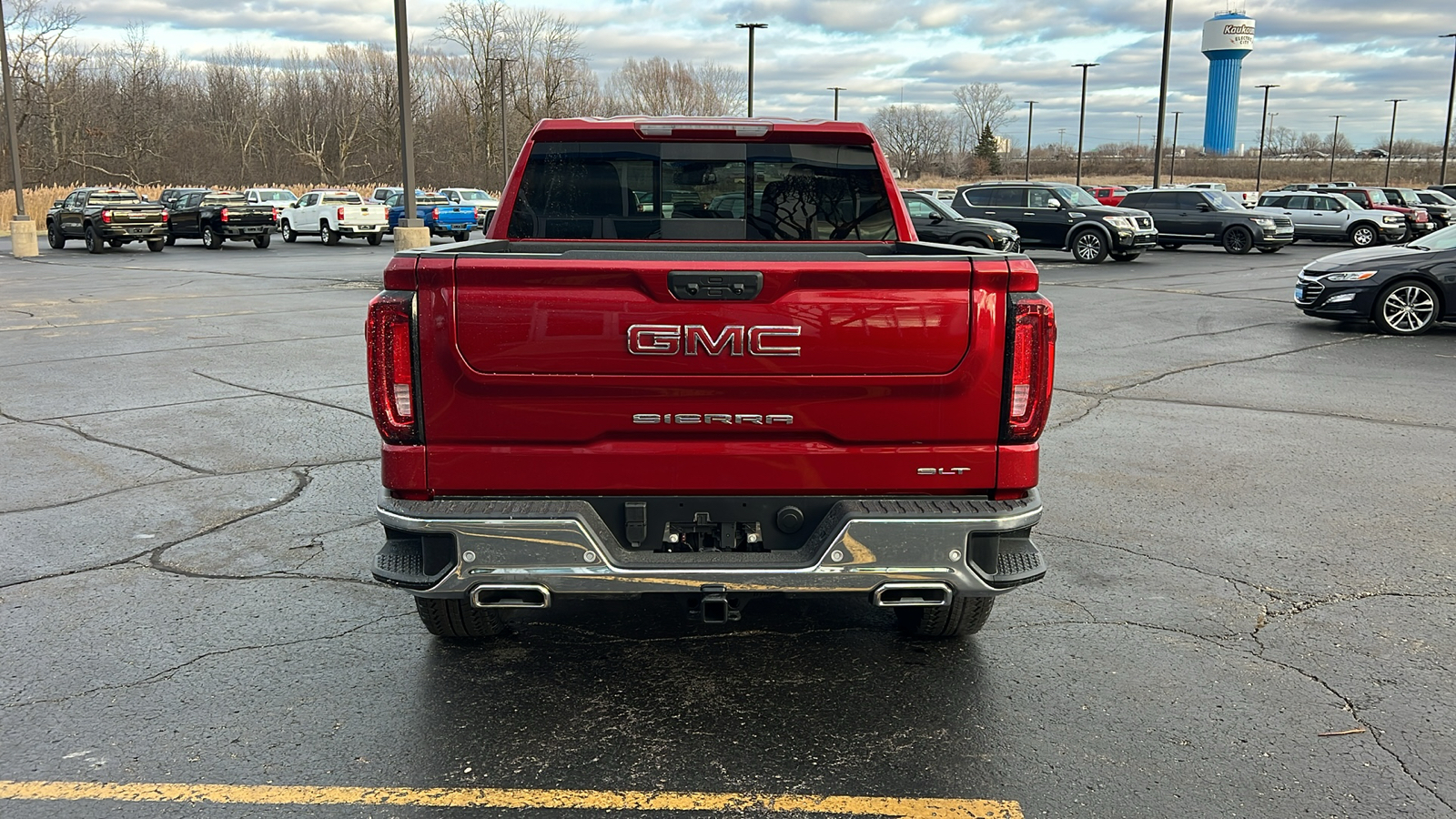 2025 GMC Sierra 1500 SLT 4