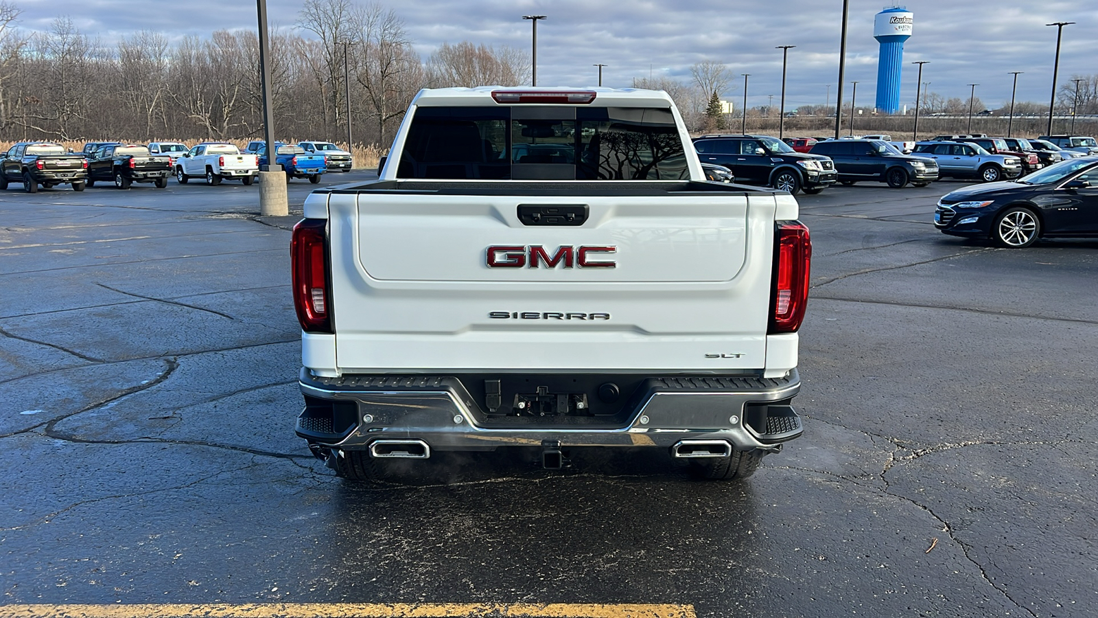 2025 GMC Sierra 1500 SLT 4