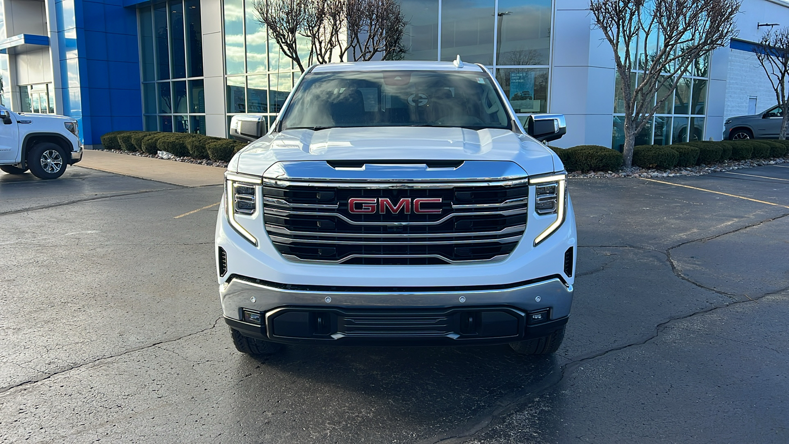 2025 GMC Sierra 1500 SLT 29