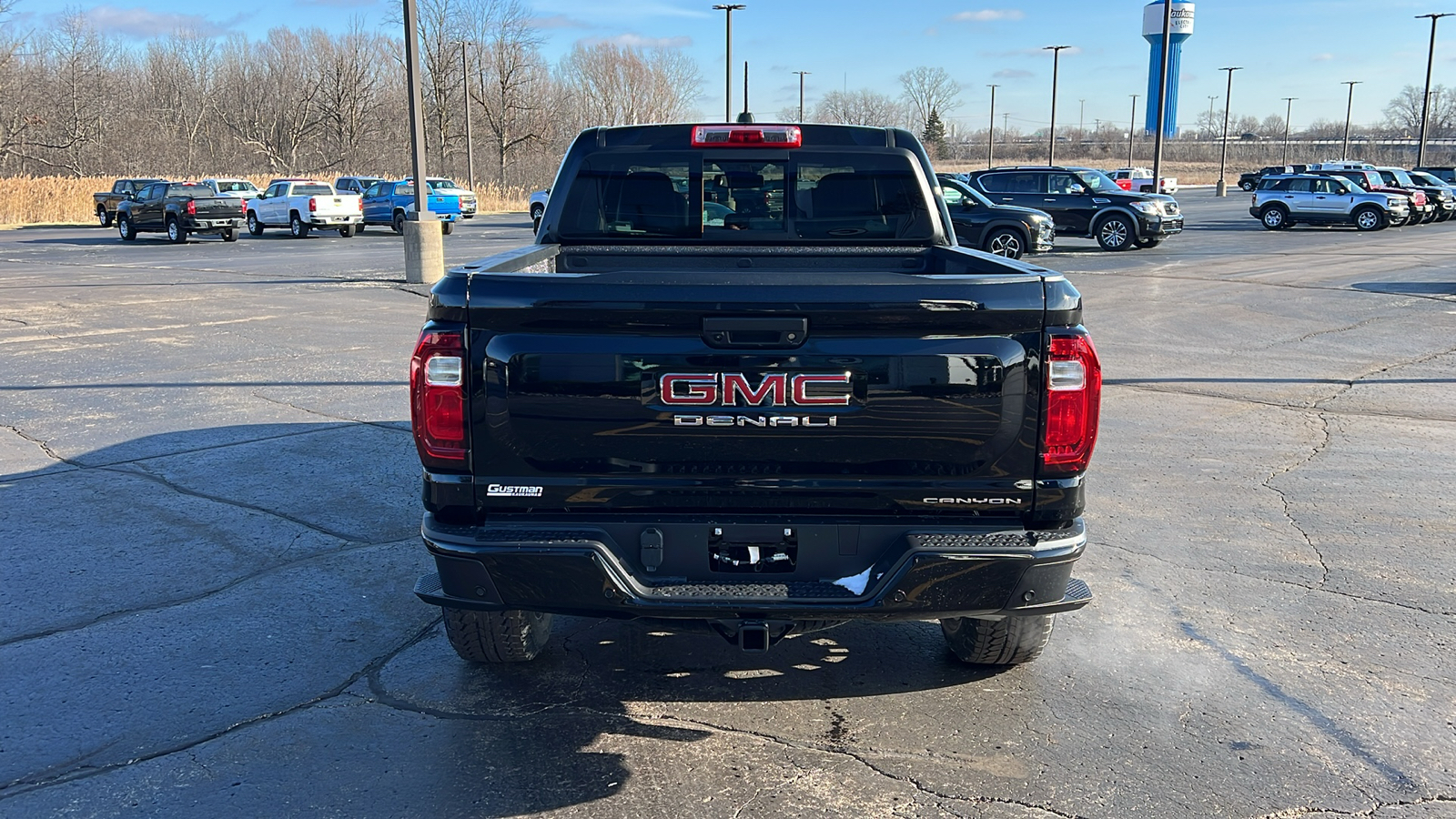 2025 GMC Canyon 4WD Denali 4