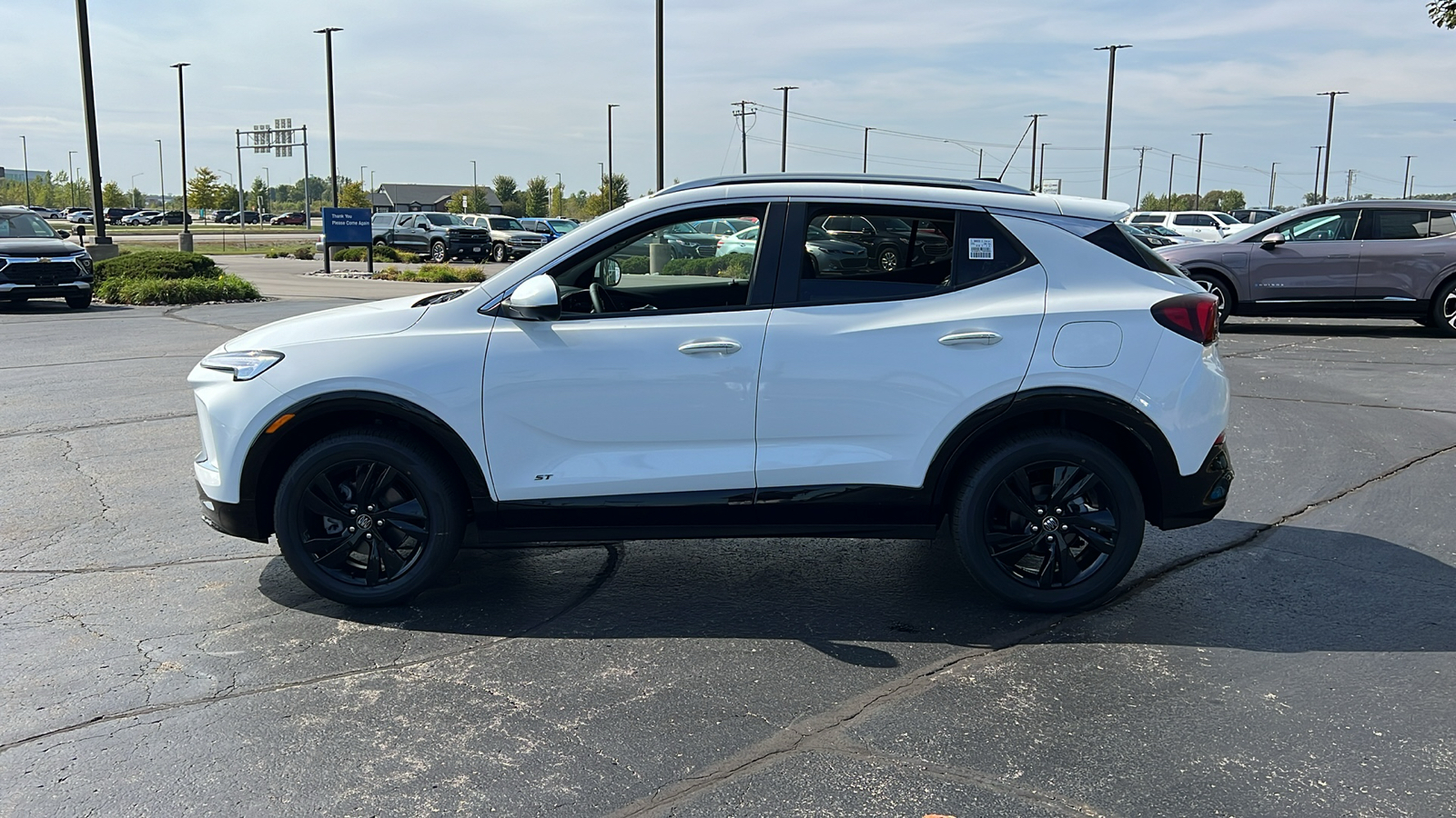 2025 Buick Encore GX Sport Touring 2