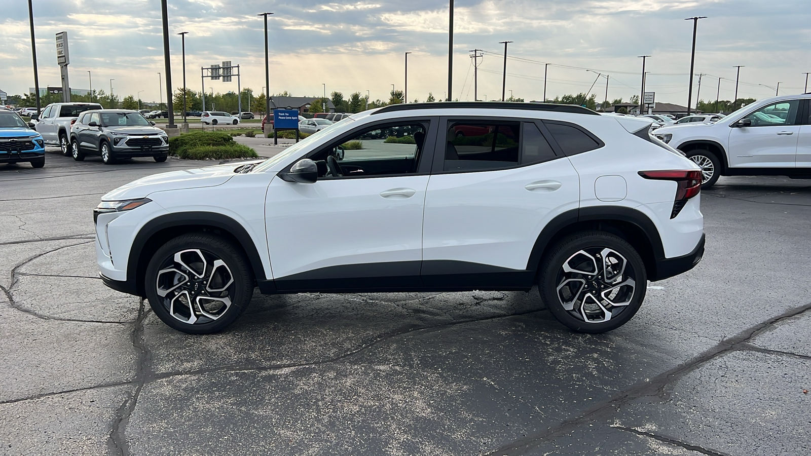 2025 Chevrolet Trax 2RS 2