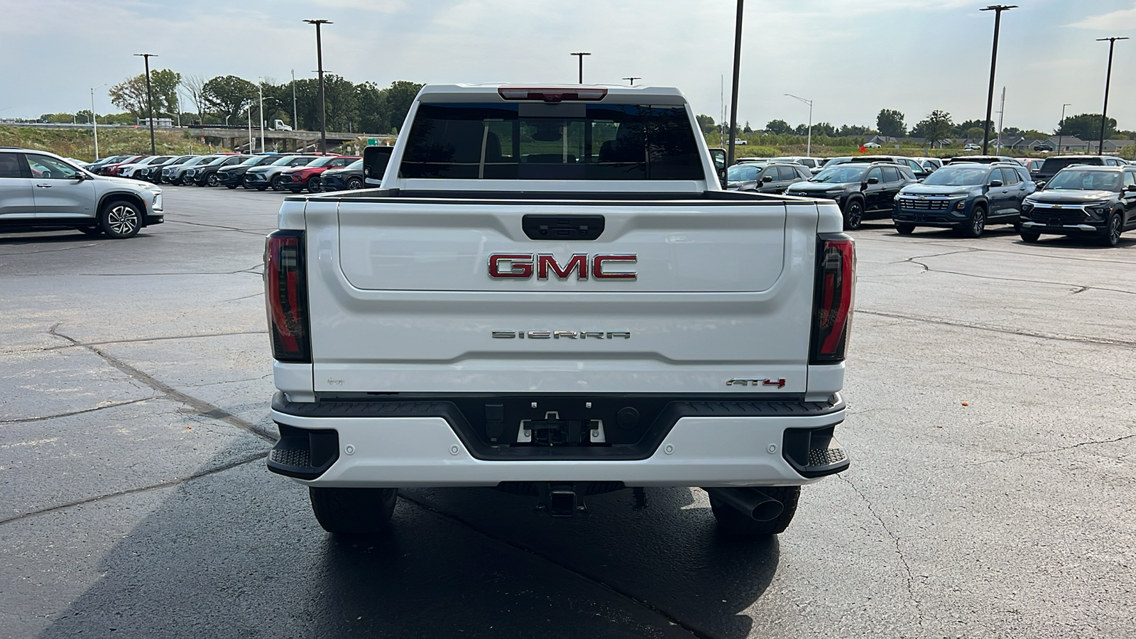 2025 GMC Sierra 2500HD  4