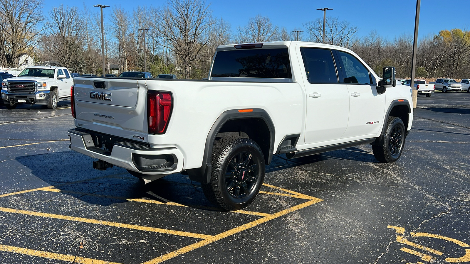 2022 GMC Sierra 2500HD AT4 5