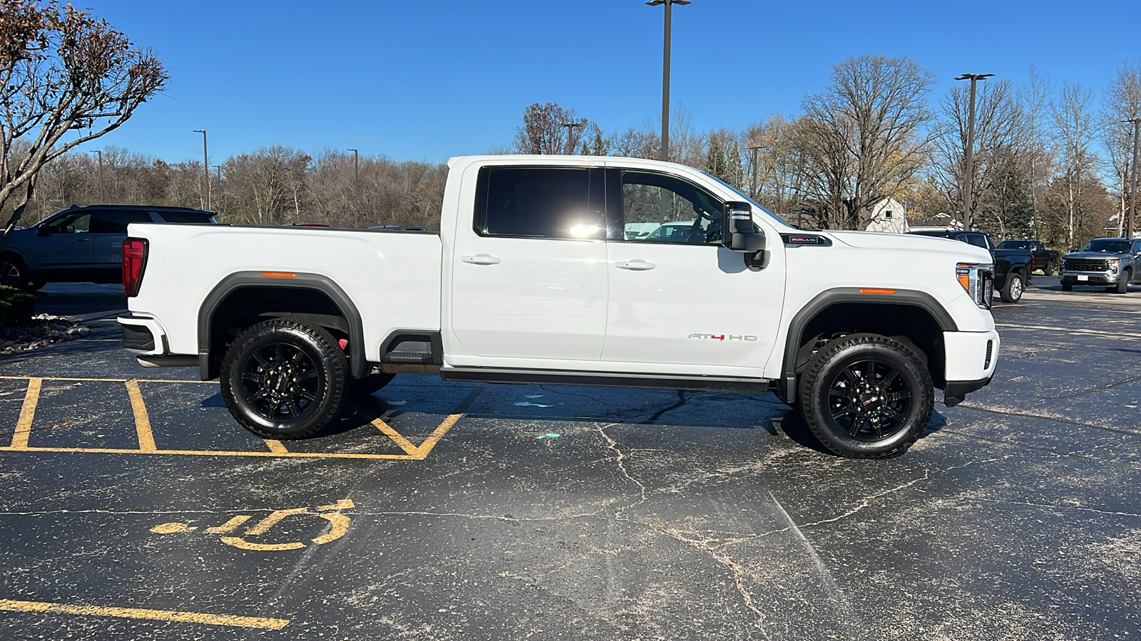 2022 GMC Sierra 2500HD AT4 6