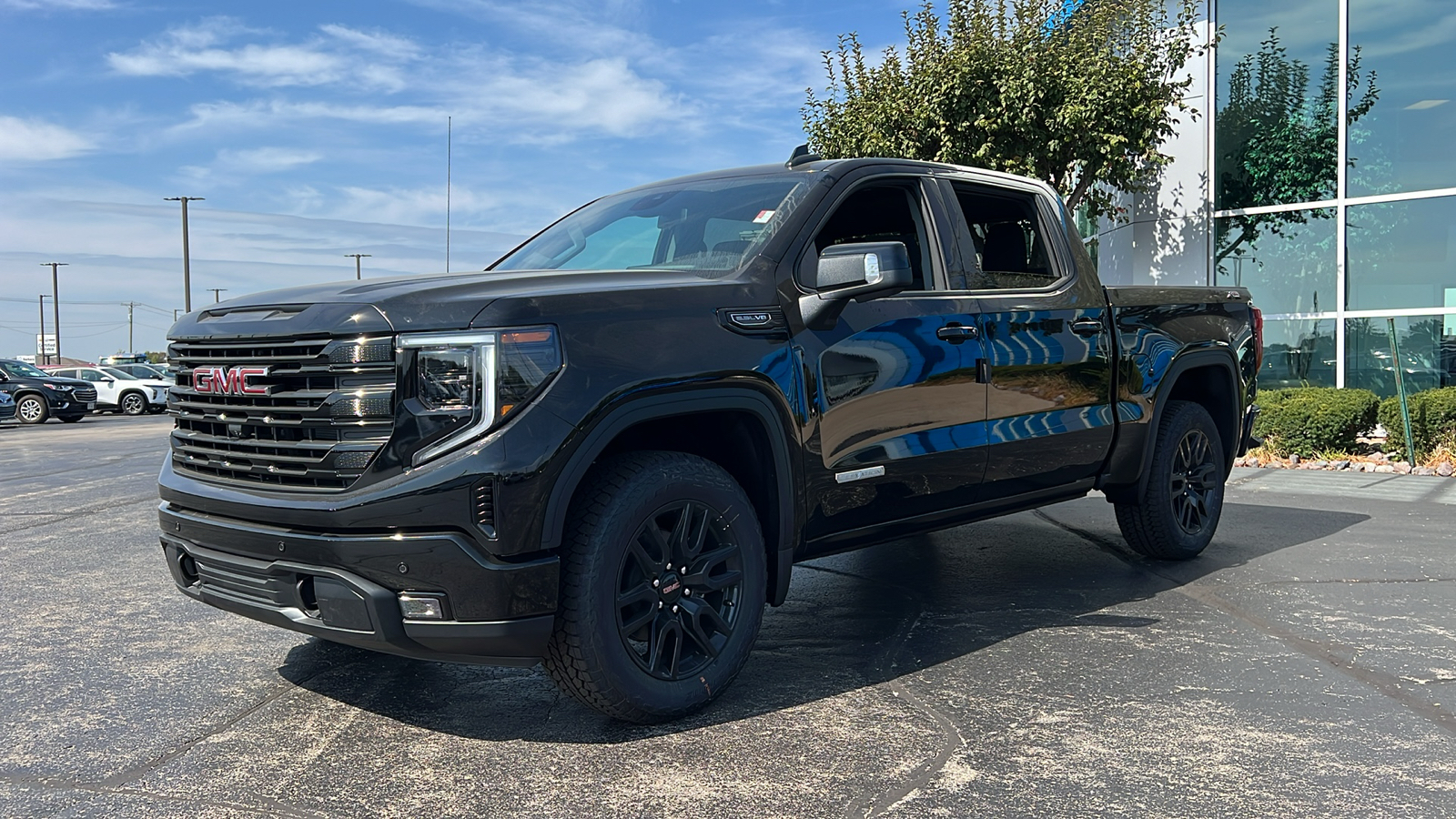 2025 GMC Sierra 1500 Elevation 1