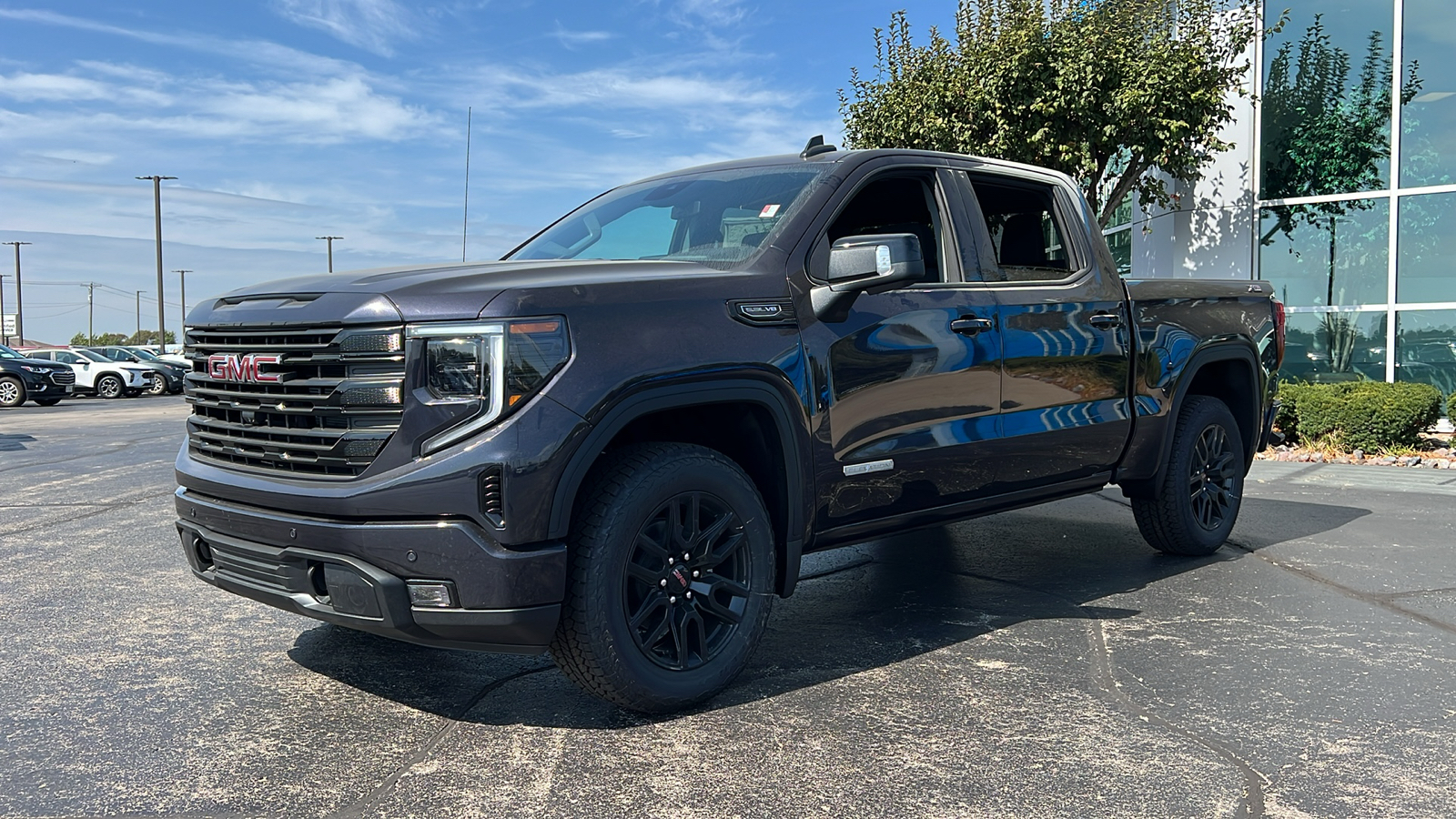 2025 GMC Sierra 1500 Elevation 1