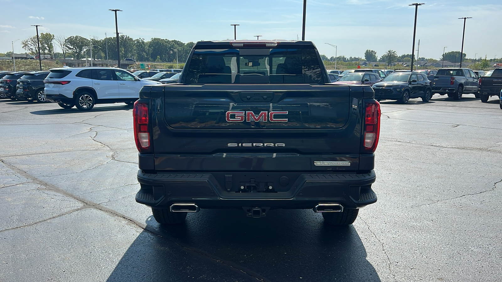 2025 GMC Sierra 1500 Elevation 4