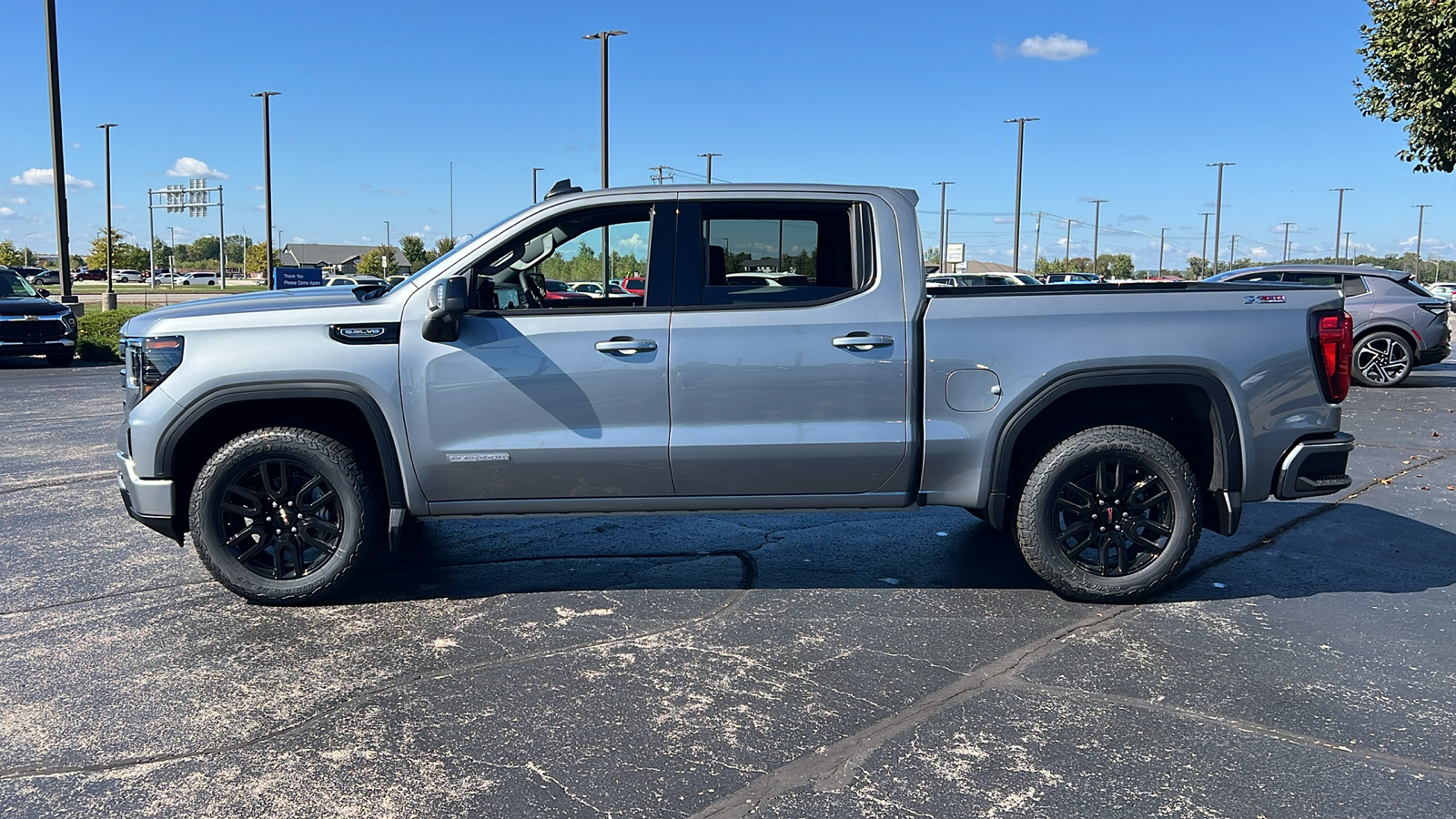 2025 GMC Sierra 1500 Elevation 2