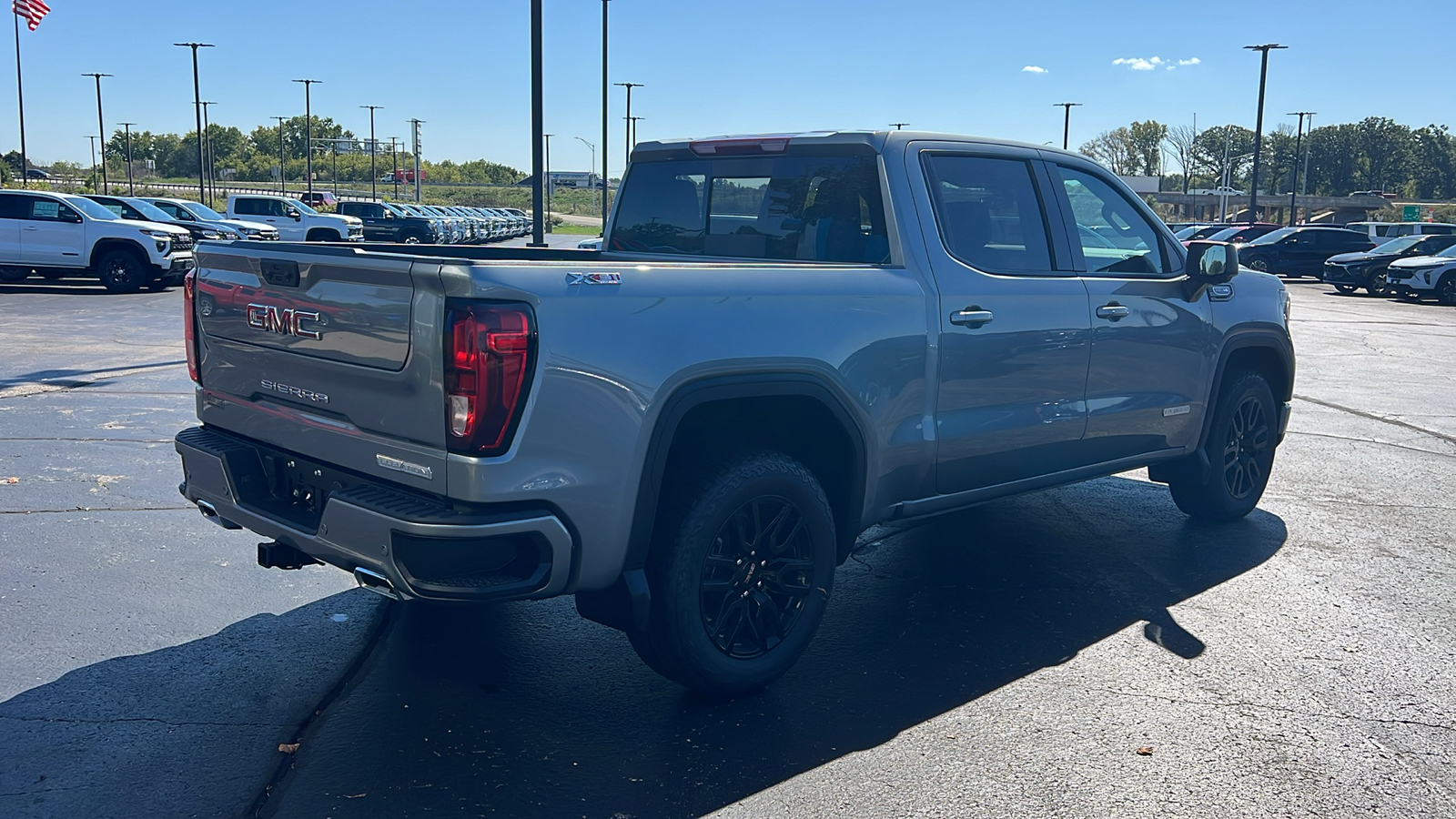 2025 GMC Sierra 1500 Elevation 5