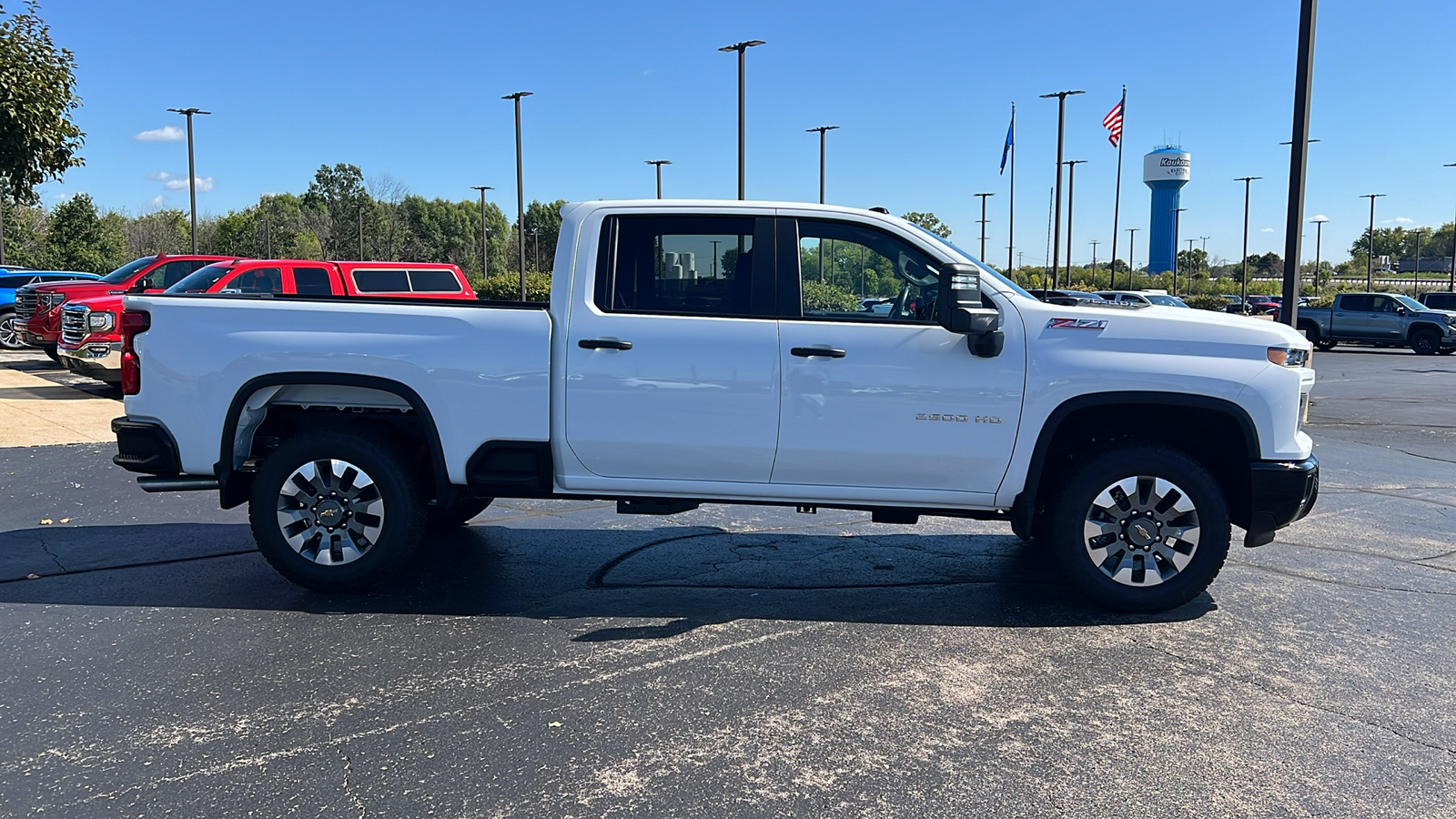 2025 Chevrolet Silverado 2500HD Custom 6