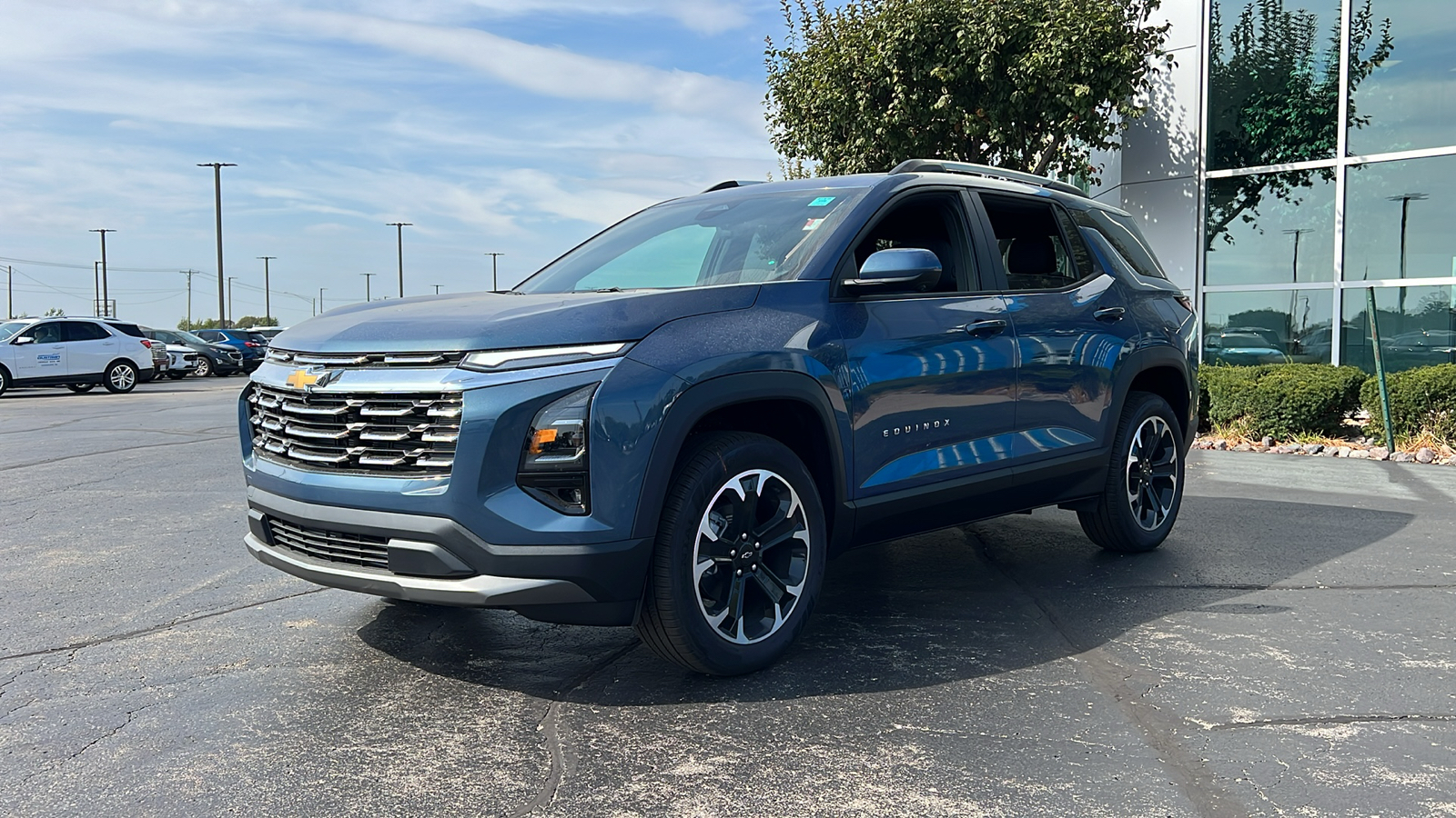 2025 Chevrolet Equinox AWD LT 1