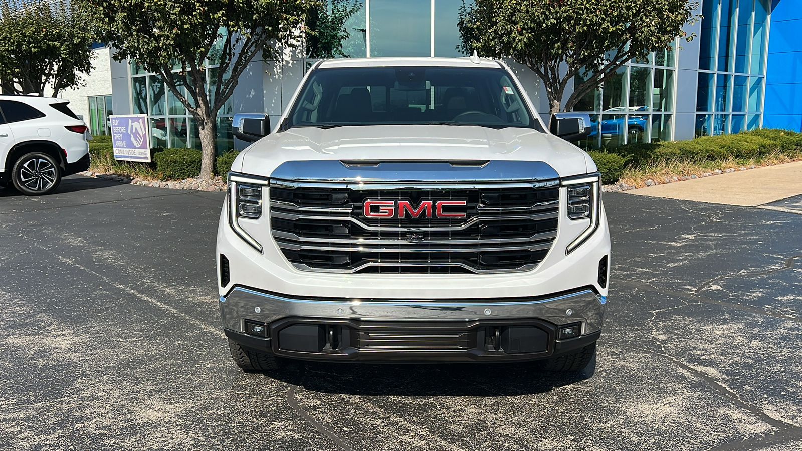 2025 GMC Sierra 1500 SLT 30