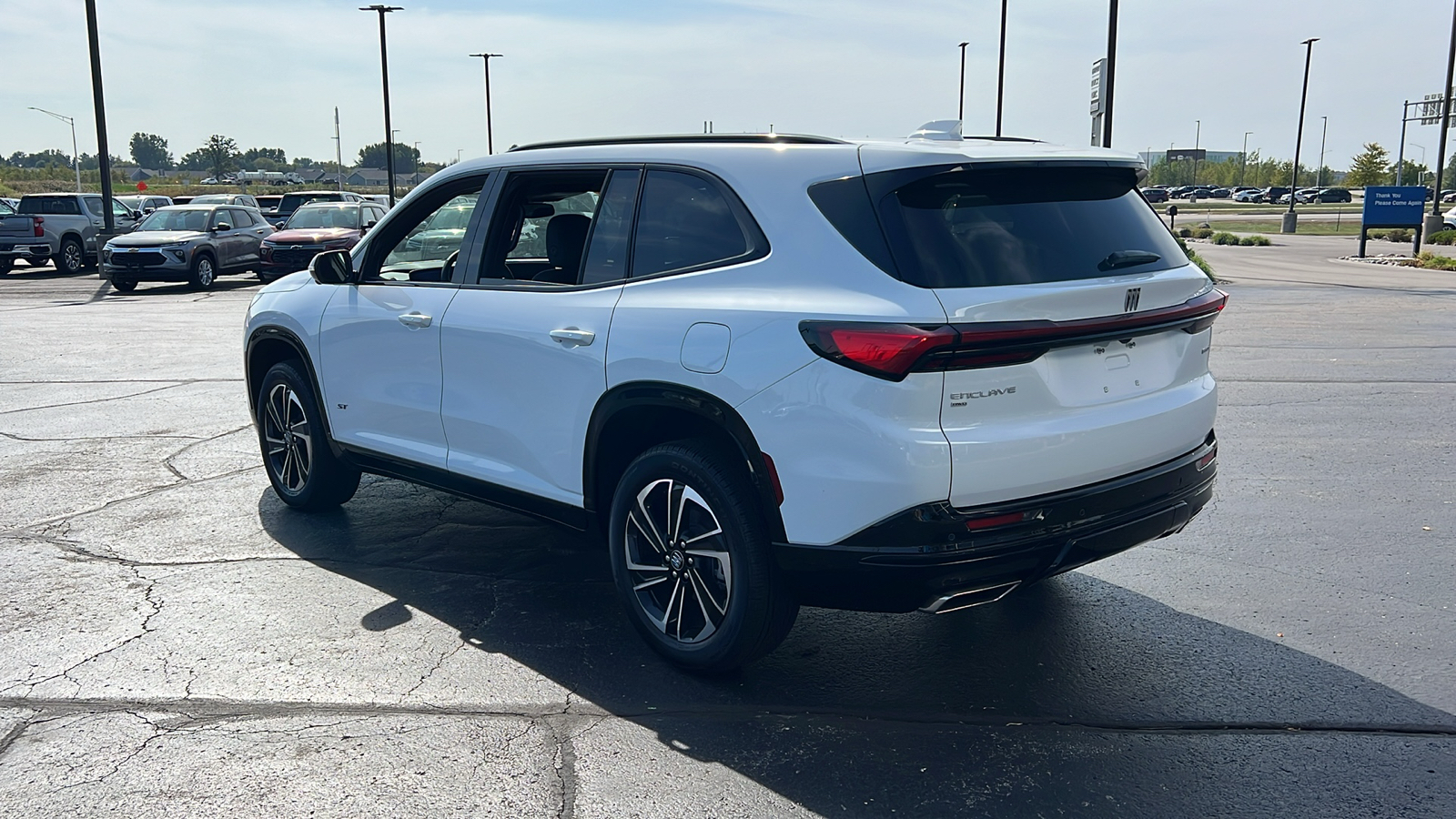 2025 Buick Enclave Sport Touring 3