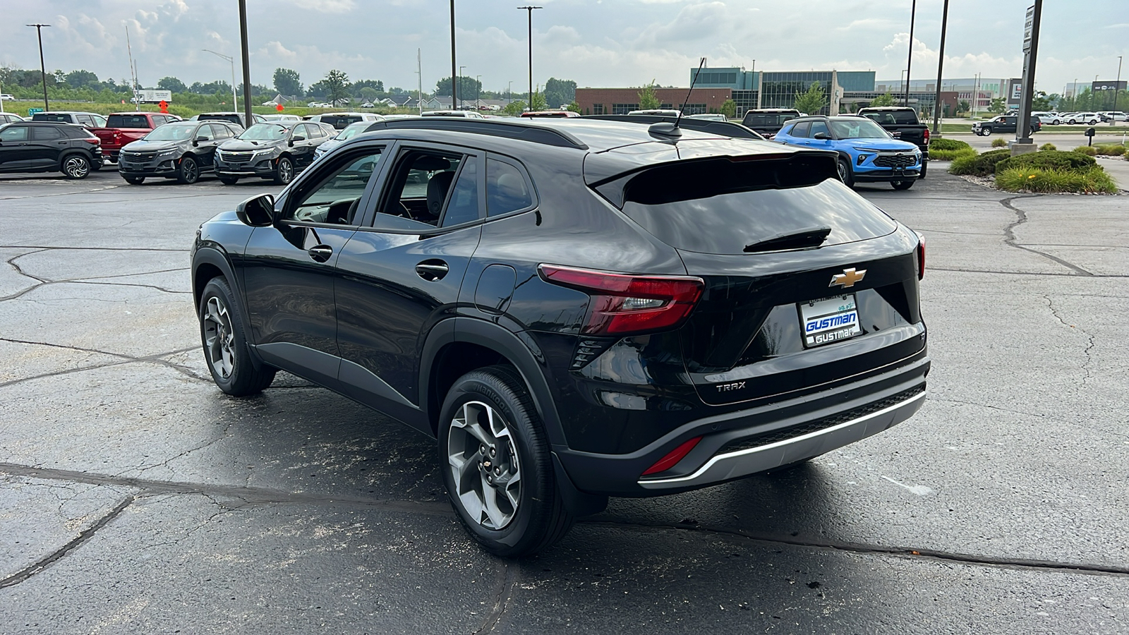 2025 Chevrolet Trax LT 3