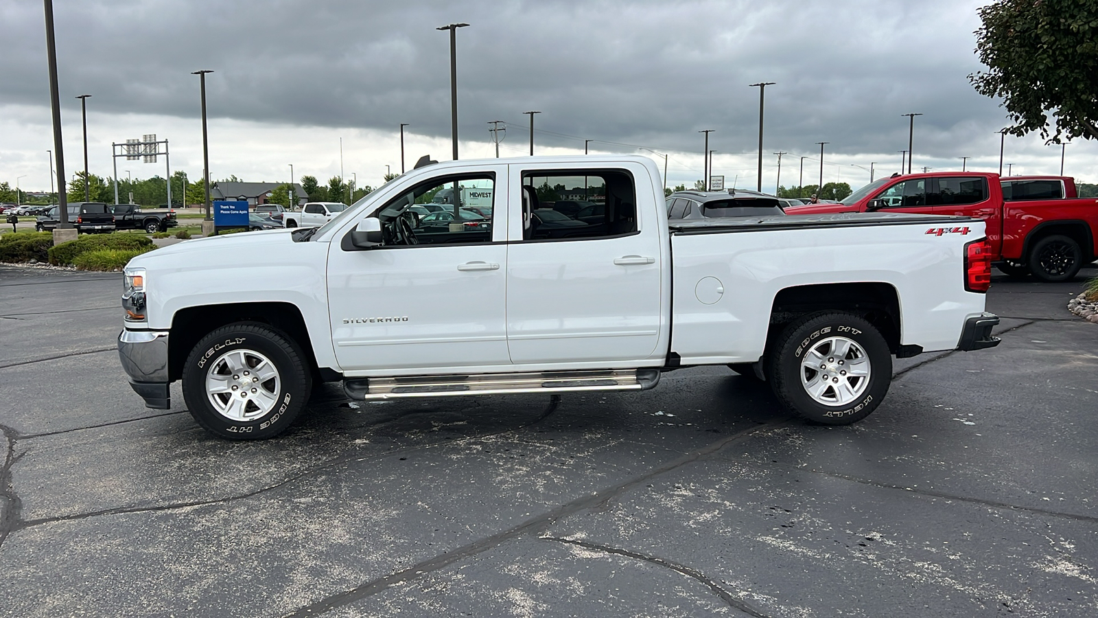 2018 Chevrolet Silverado 1500 LT 2