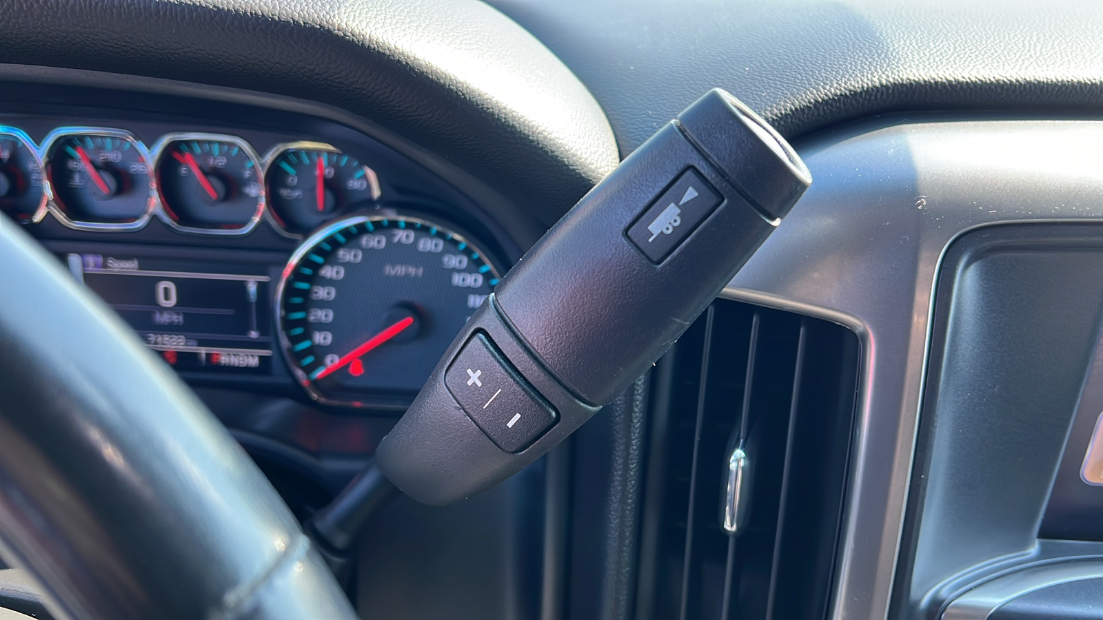 2016 Chevrolet Silverado 1500 LT 13