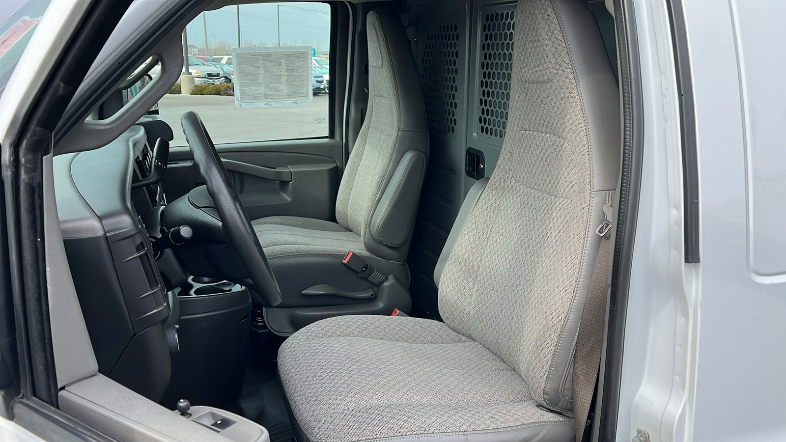 2018 Chevrolet Express Cargo Van CARGO 18