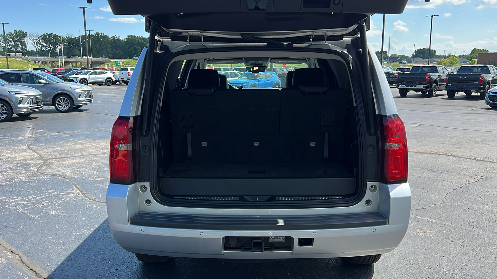 2020 Chevrolet Tahoe LT 31