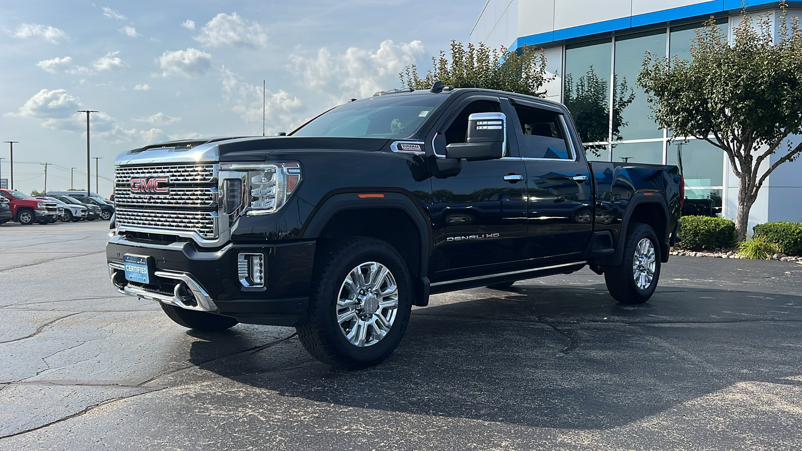 2023 GMC Sierra 2500HD Denali 1