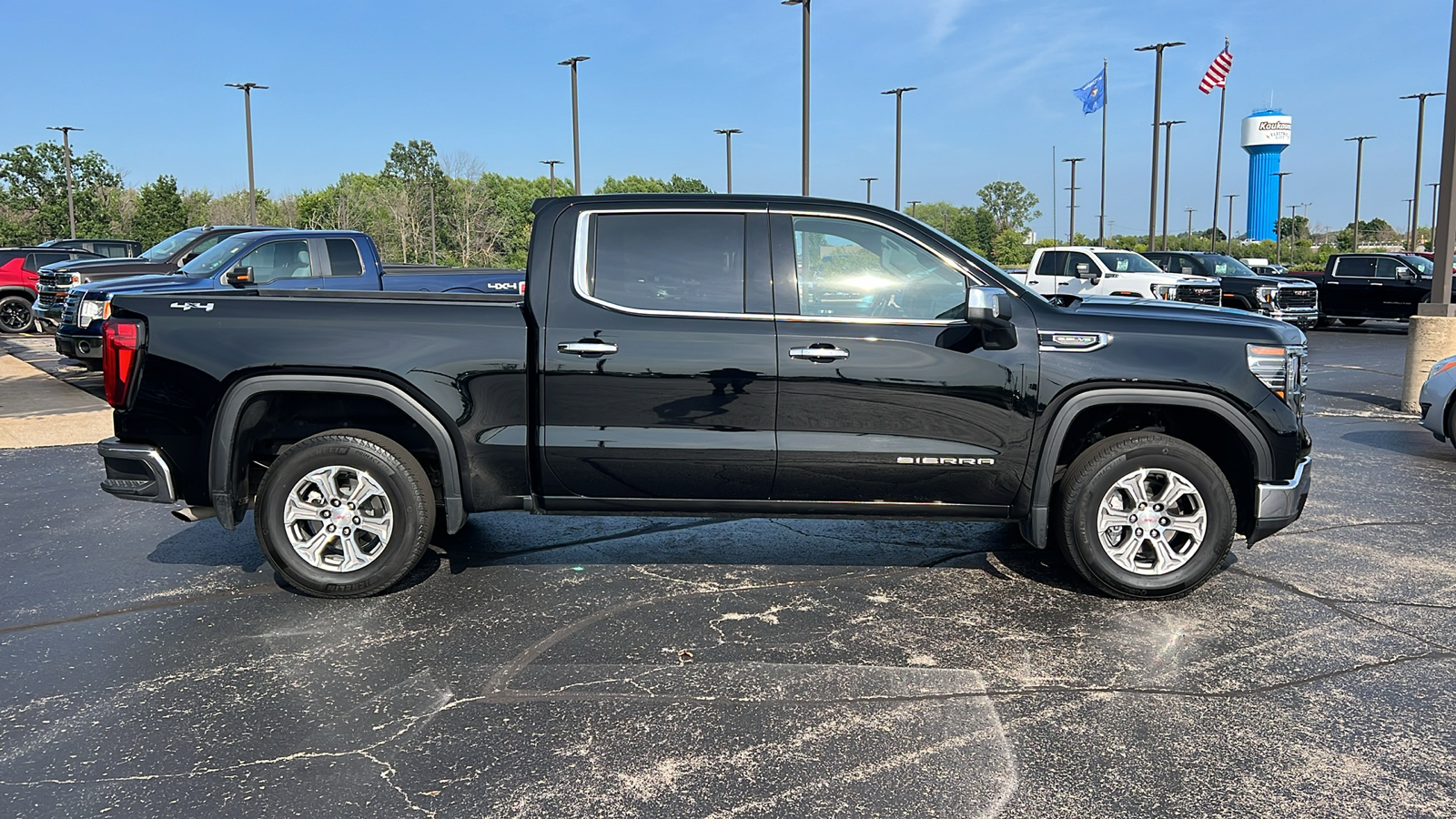 2024 GMC Sierra 1500 SLT 6