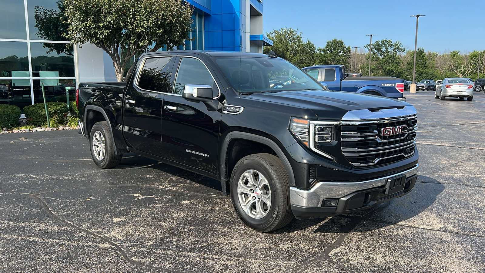 2024 GMC Sierra 1500 SLT 7