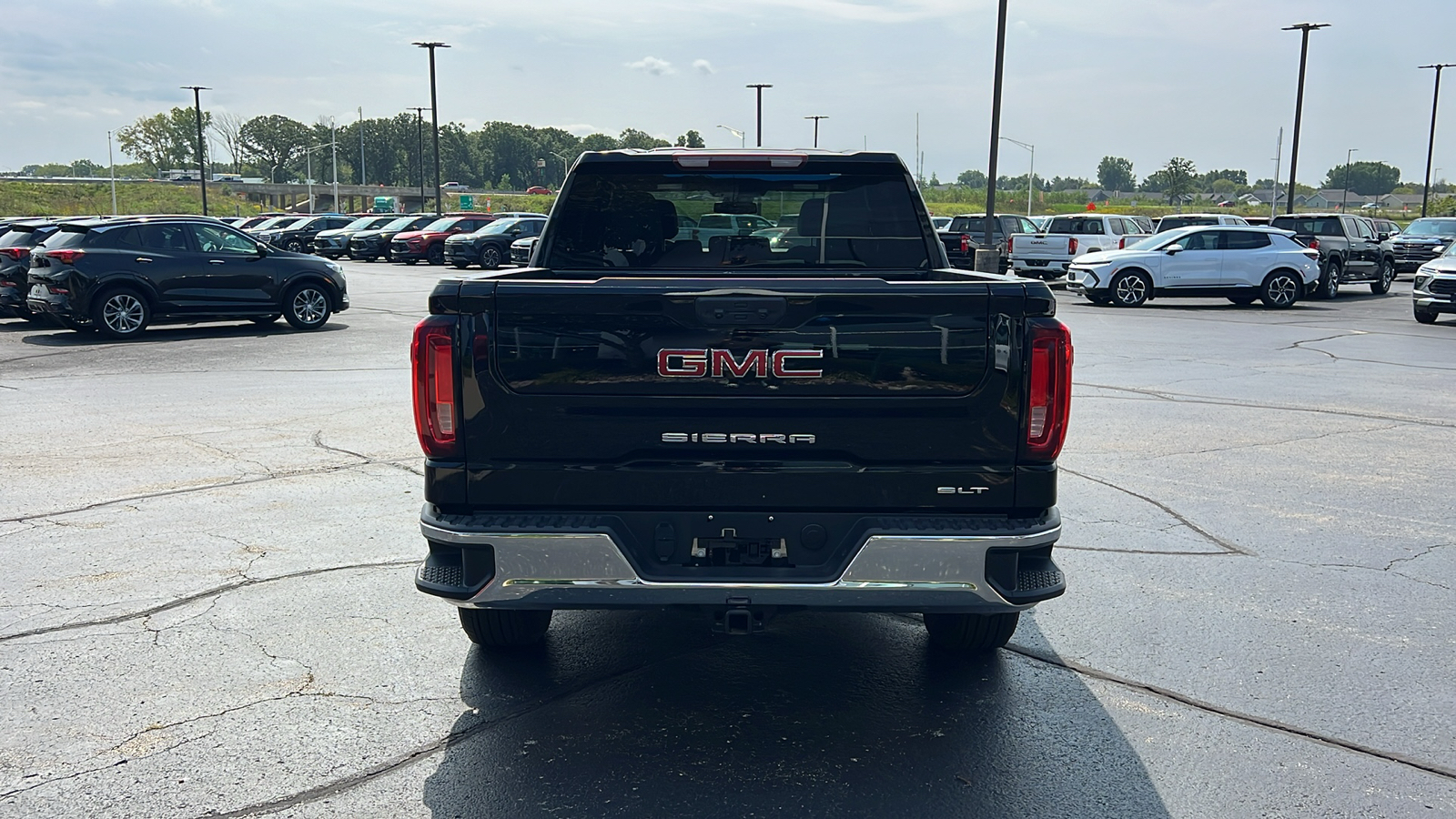 2024 GMC Sierra 1500 SLT 4