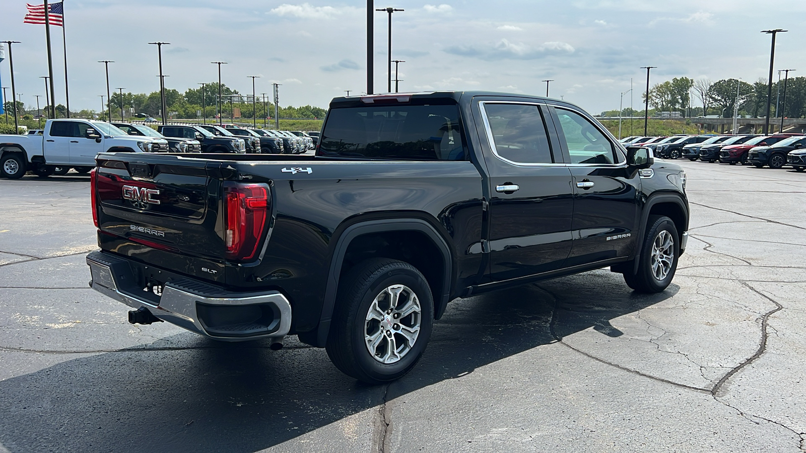 2024 GMC Sierra 1500 SLT 5