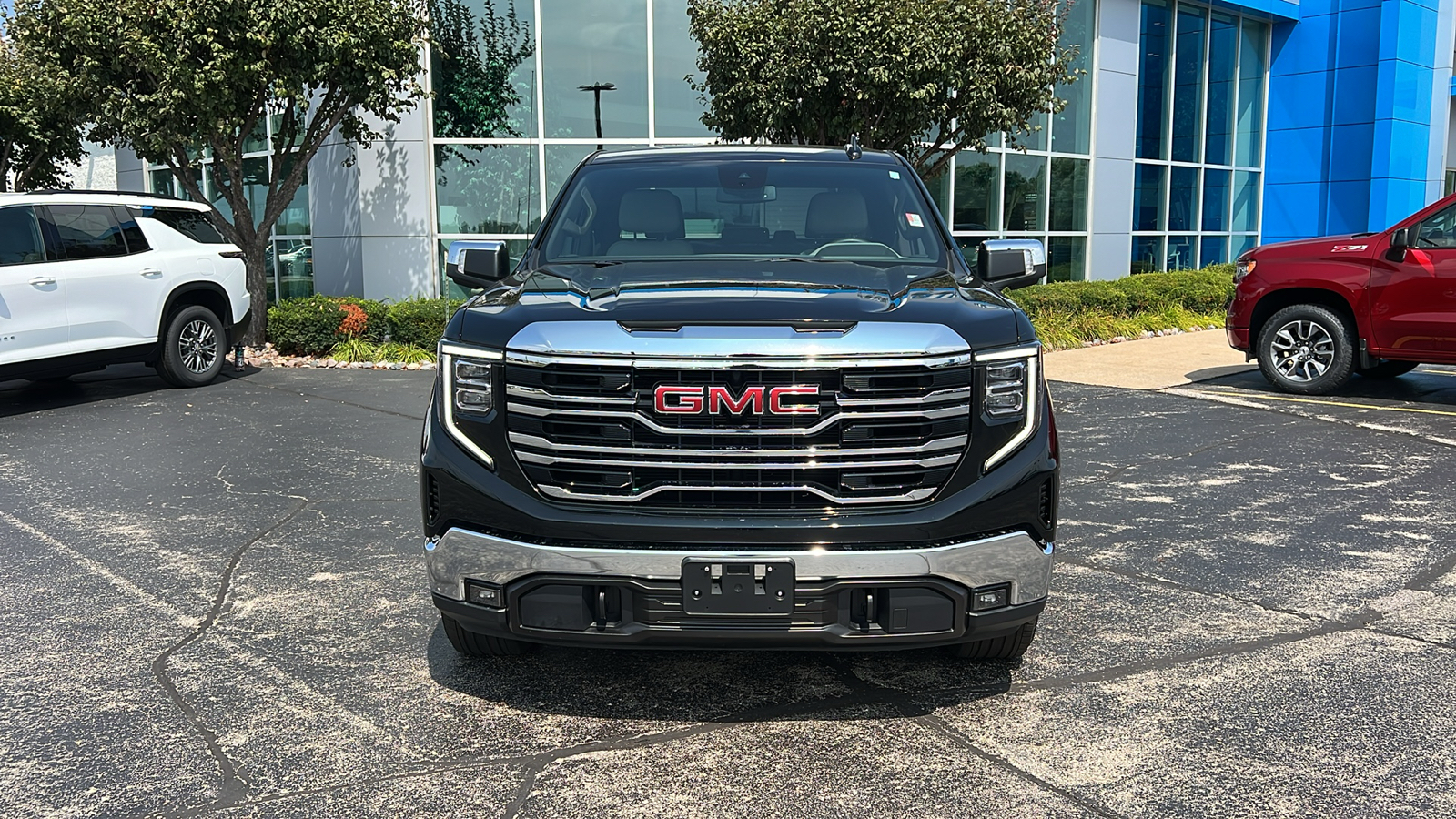 2024 GMC Sierra 1500 SLT 30