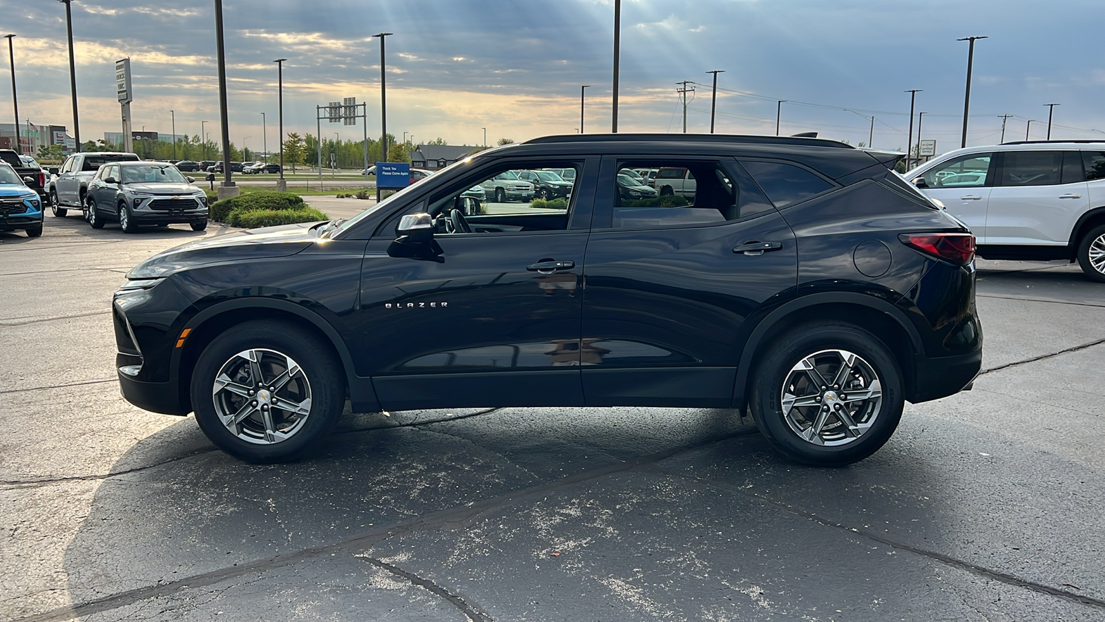 2023 Chevrolet Blazer LT 2