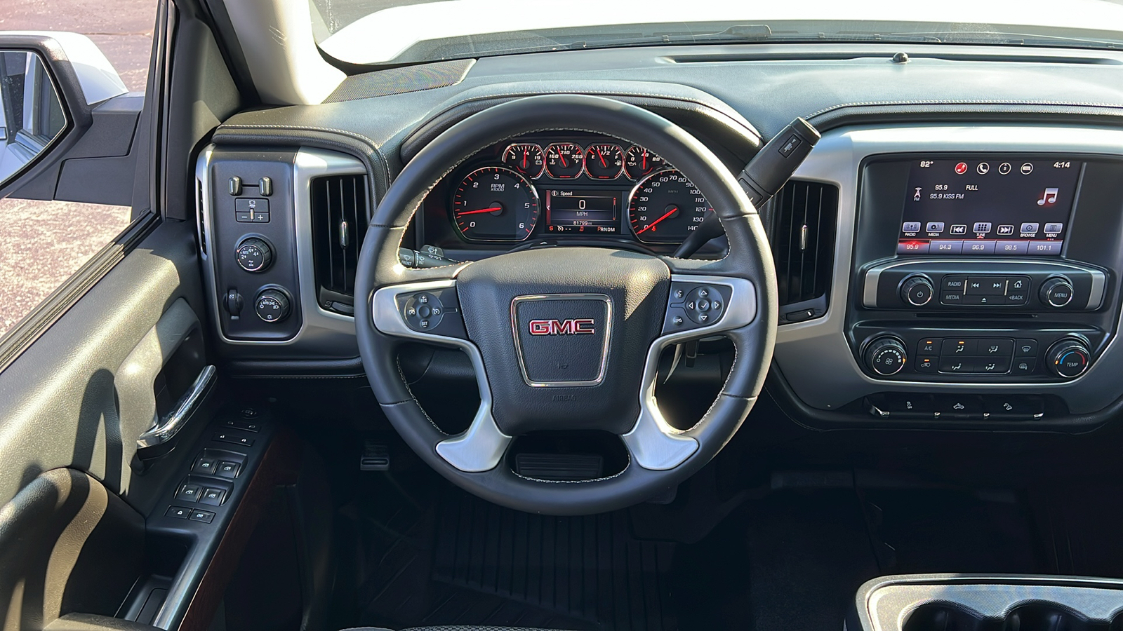 2016 GMC Sierra 1500 SLE 9